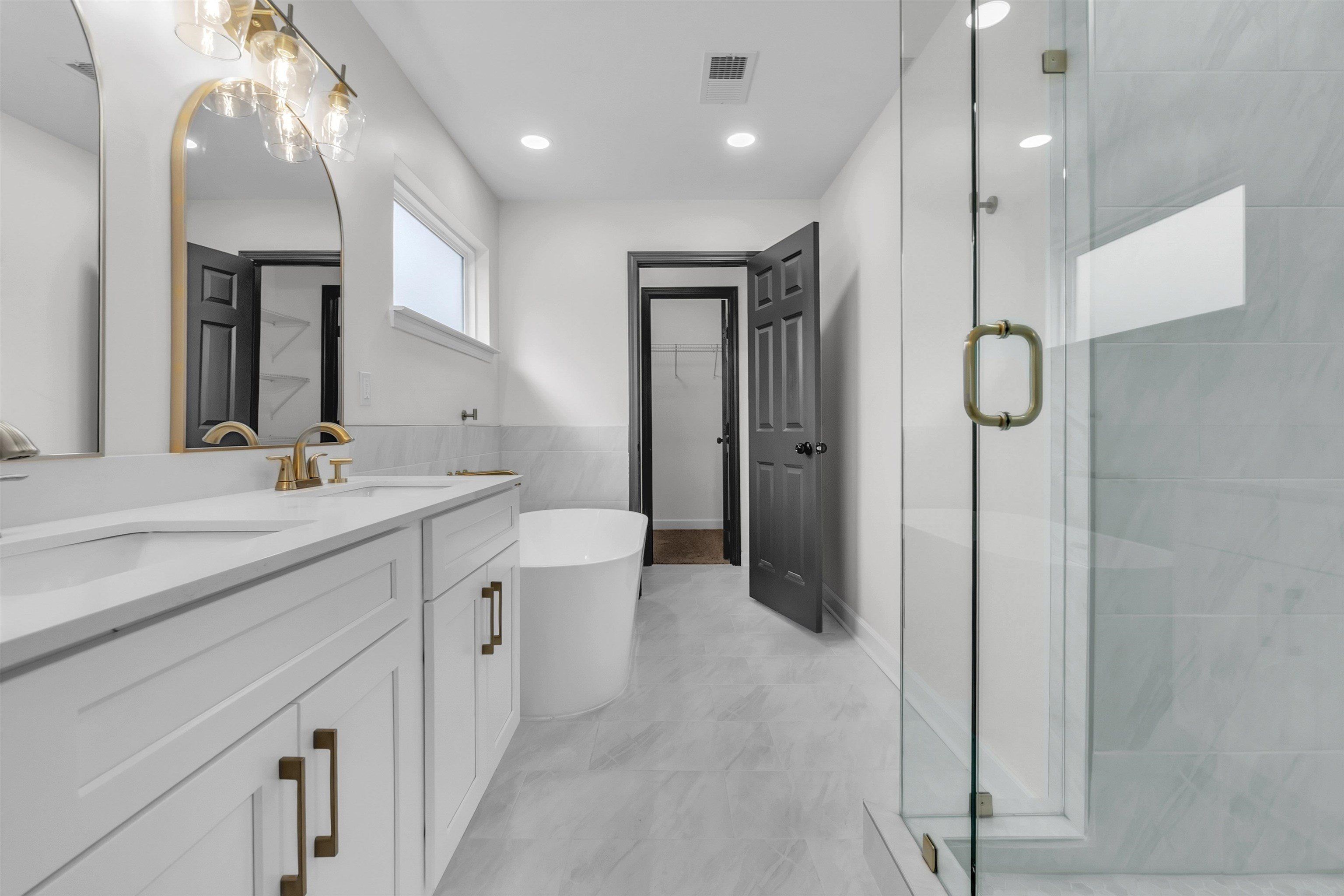 426 Hewlett. Memphis, TN 38109