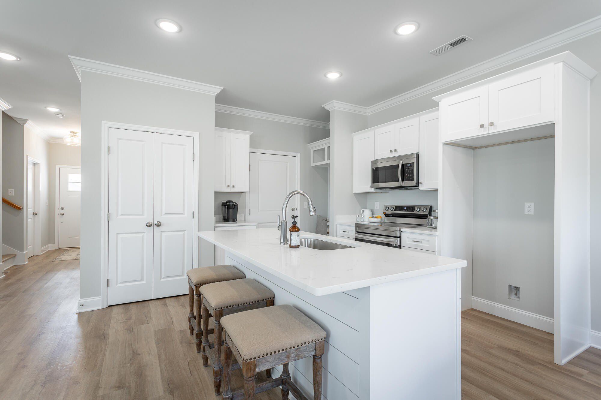 1912 Clearview Drive. Chattanooga, TN 37421