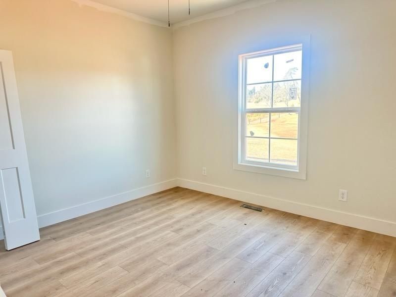 169 Honeysuckle Ln. Sparta, TN 38583