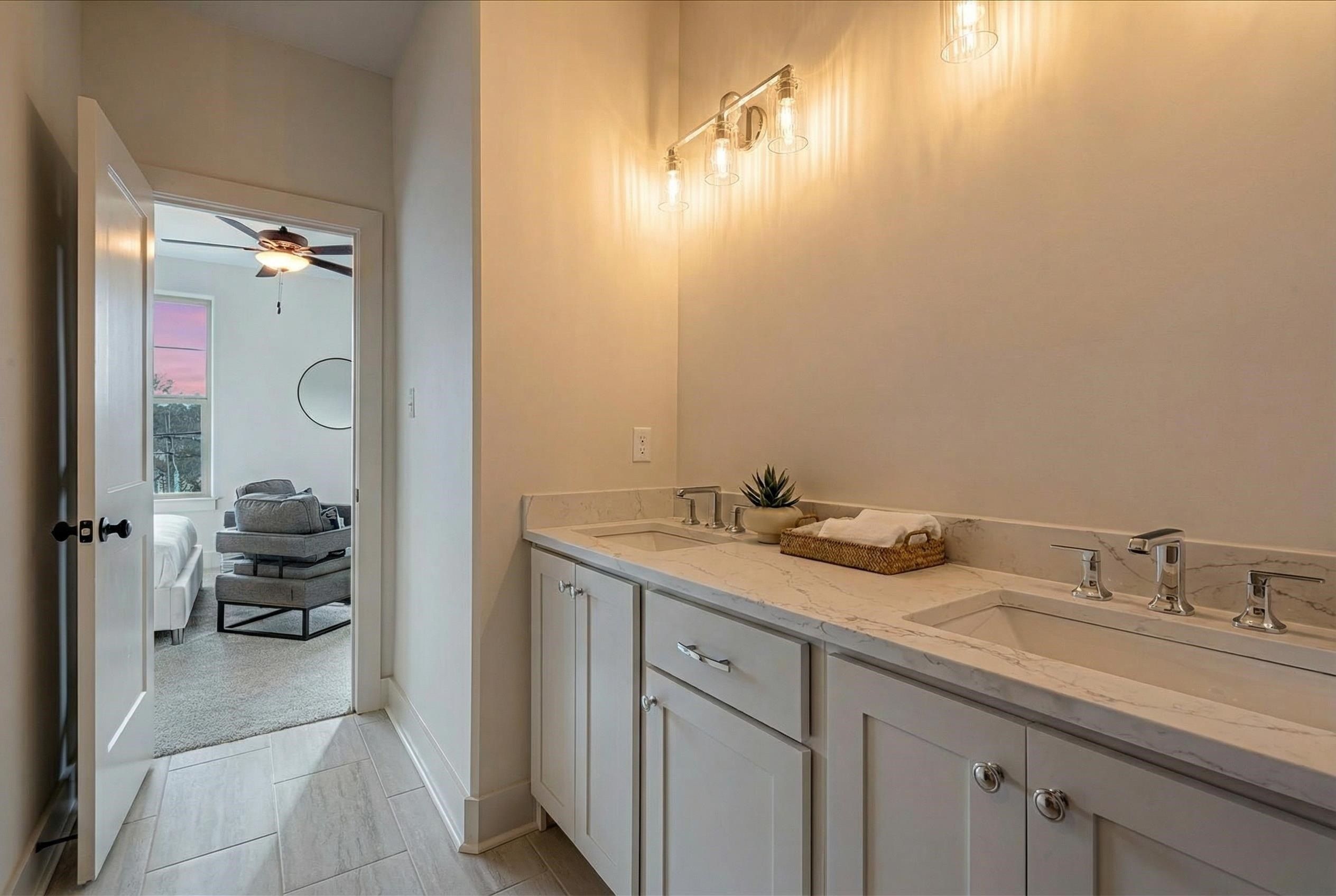 5492 Park. Memphis, TN 38119