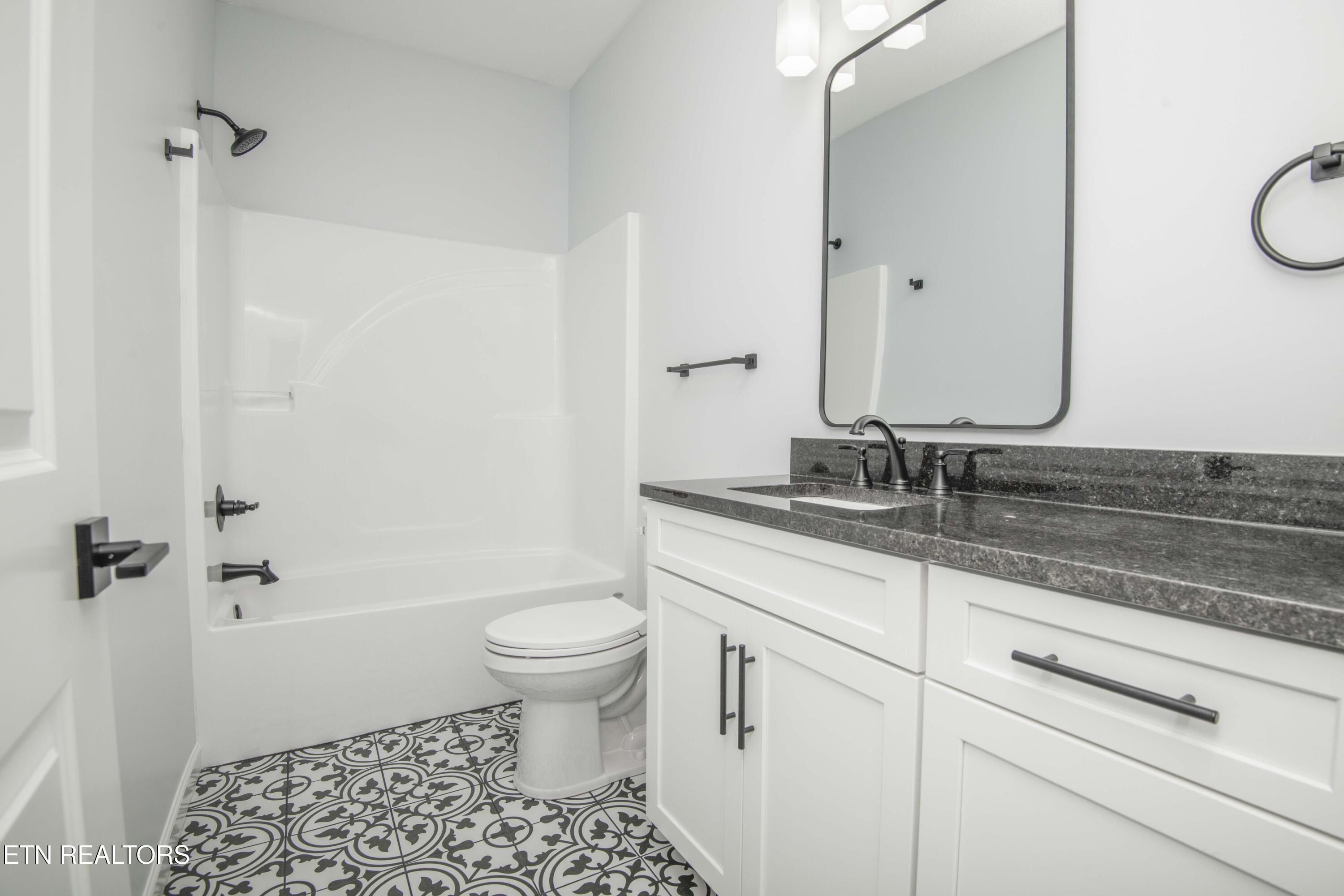 1050 Rachel Drive. White Pine, TN 37890