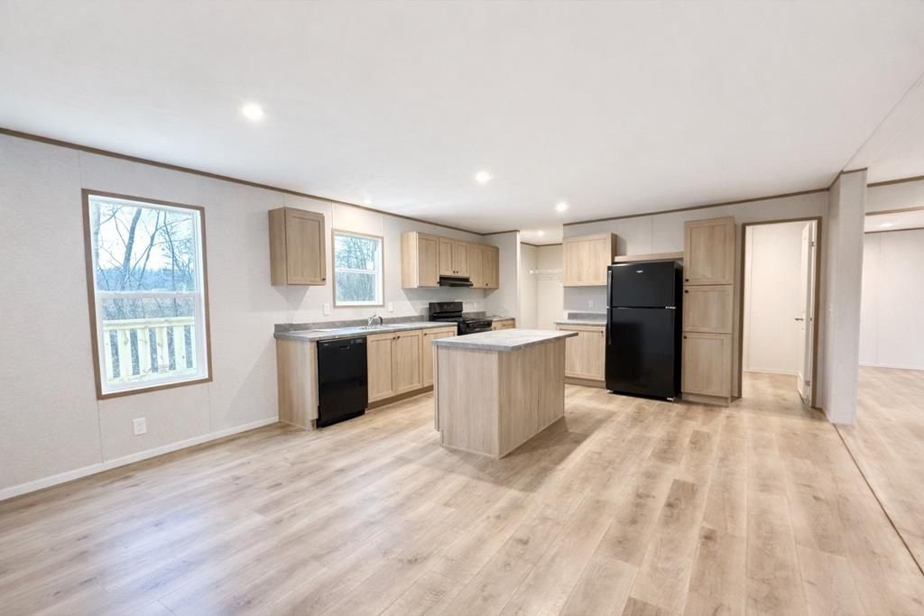 665 Camp Belle Air Rd. Gordonsville, TN 38563