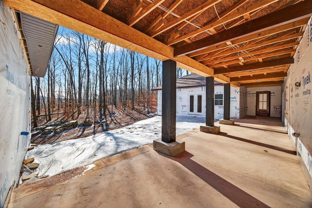 147 Dunrobin Ct. Sparta, TN 38583