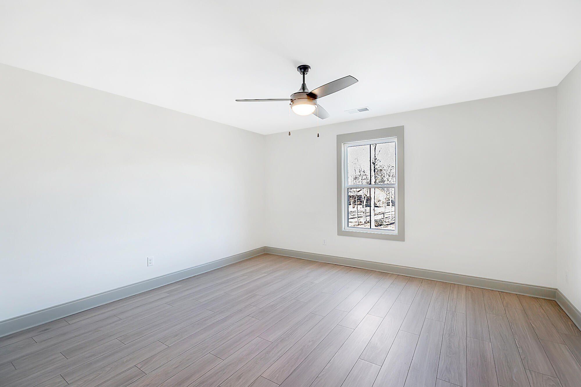 7883 Sawyer Pike. Signal Mountain, TN 37377