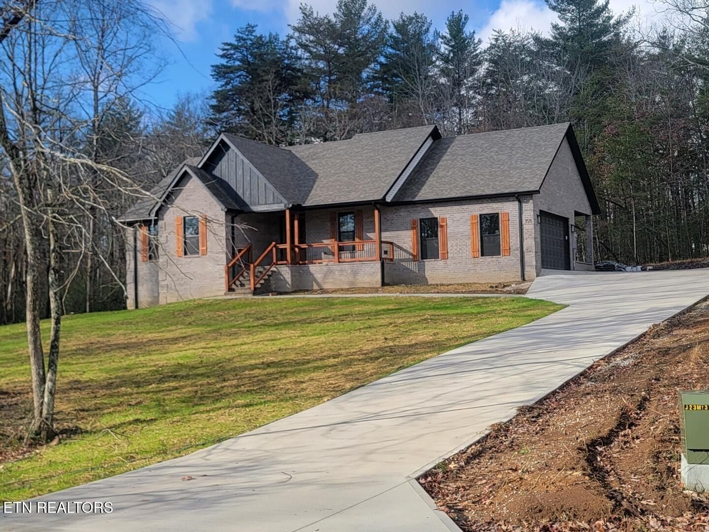 155 Riverchase Drive. Crossville, TN 38571