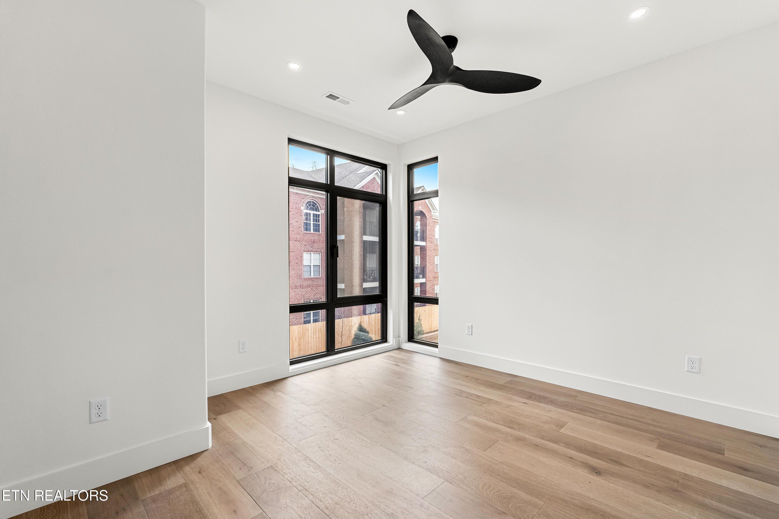 3976 Midland Ave. Knoxville, TN 37919