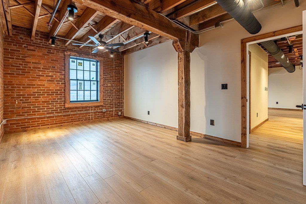 453200 E Main St. Kingsport, TN 37660