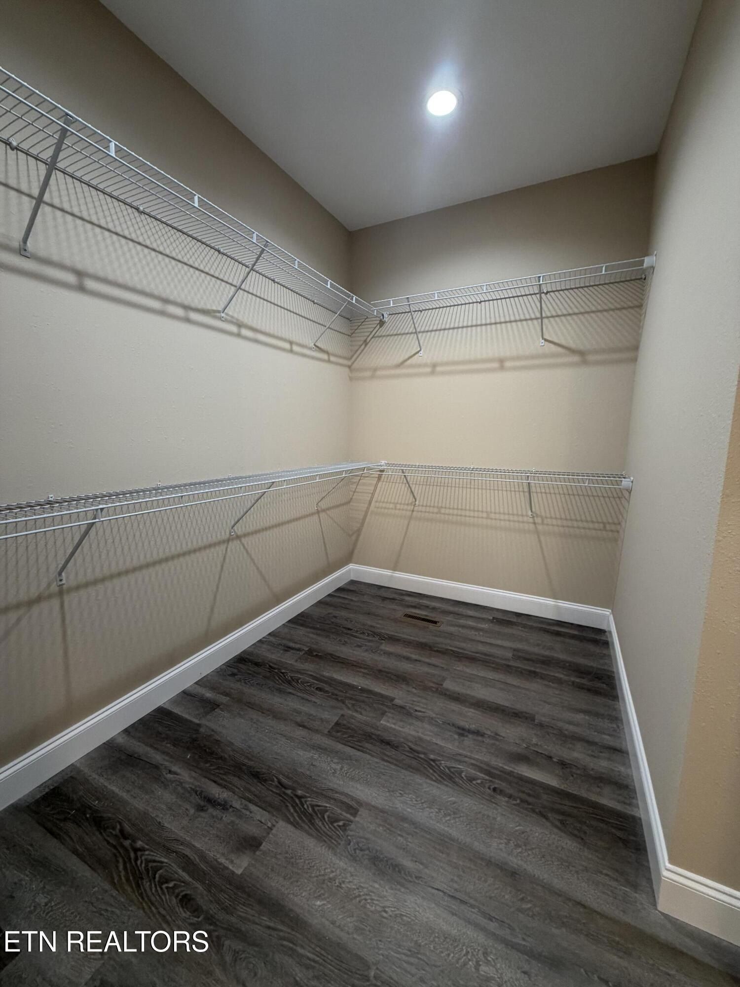 231 Tuttle Lane. Crossville, TN 38571