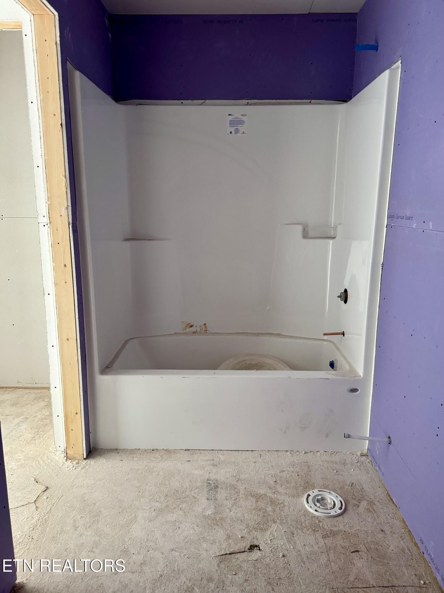 8848 Dancing Bear Lane. Knoxville, TN 37923