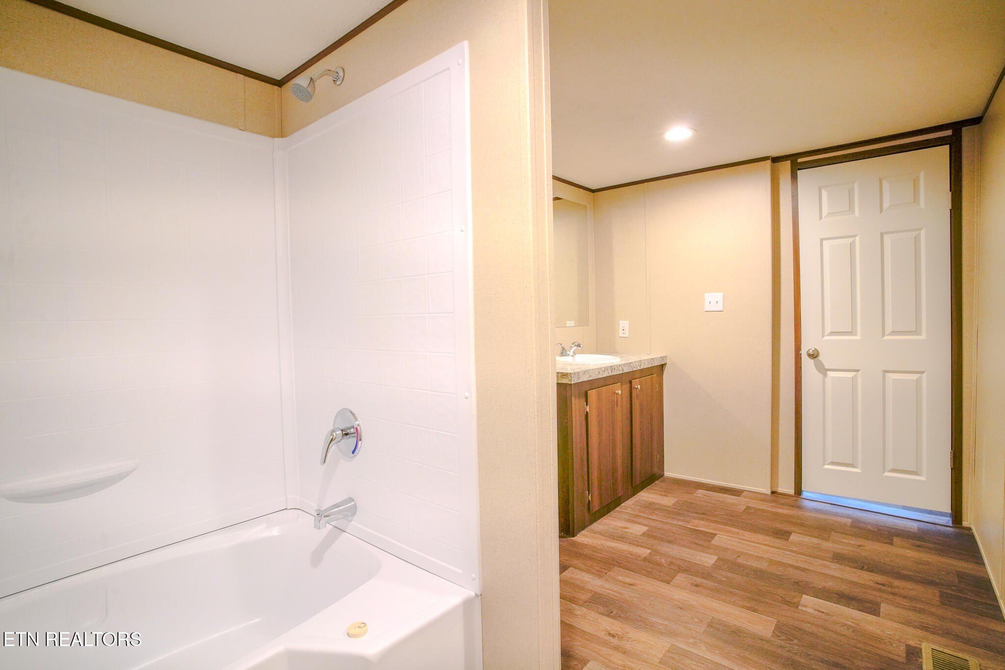 Spruce Drive. Knoxville, TN 37920