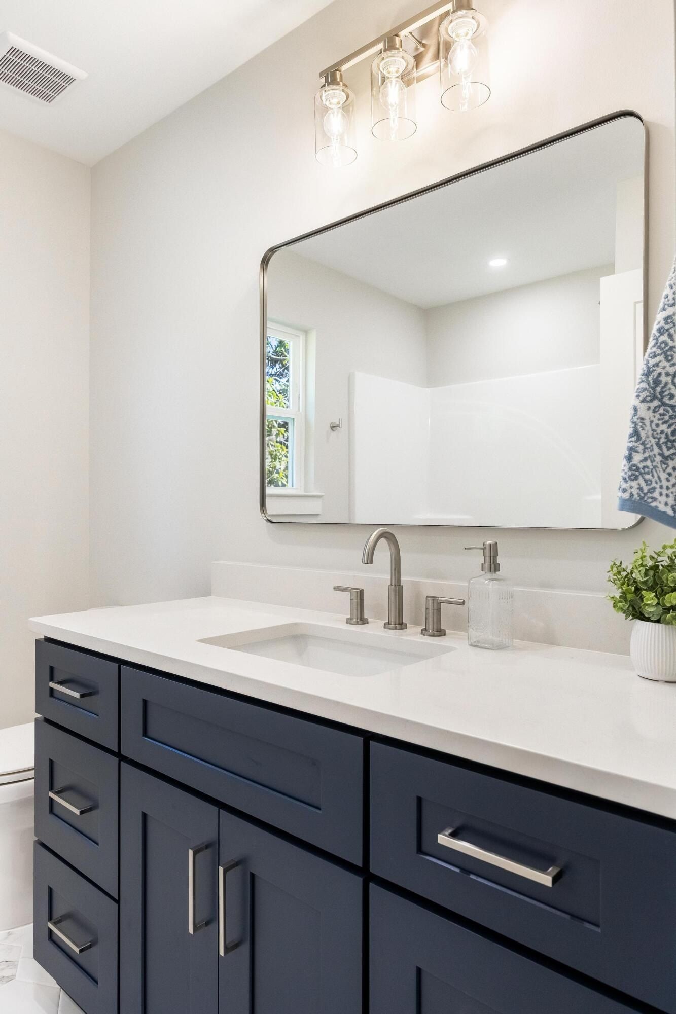 4585 Tarpon Trail. Chattanooga, TN 37416