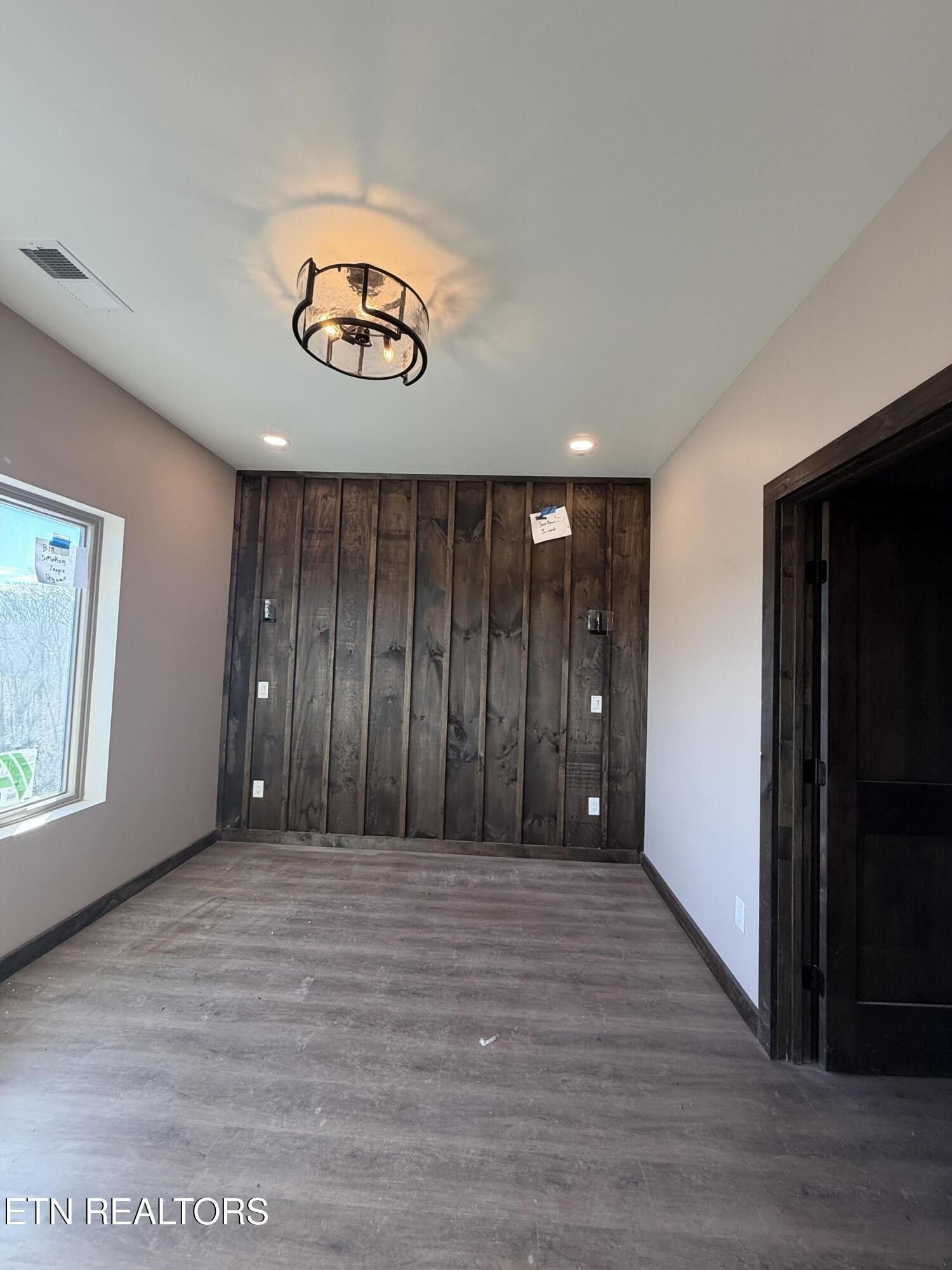 2953 Tipi Way. Pigeon Forge, TN 37863