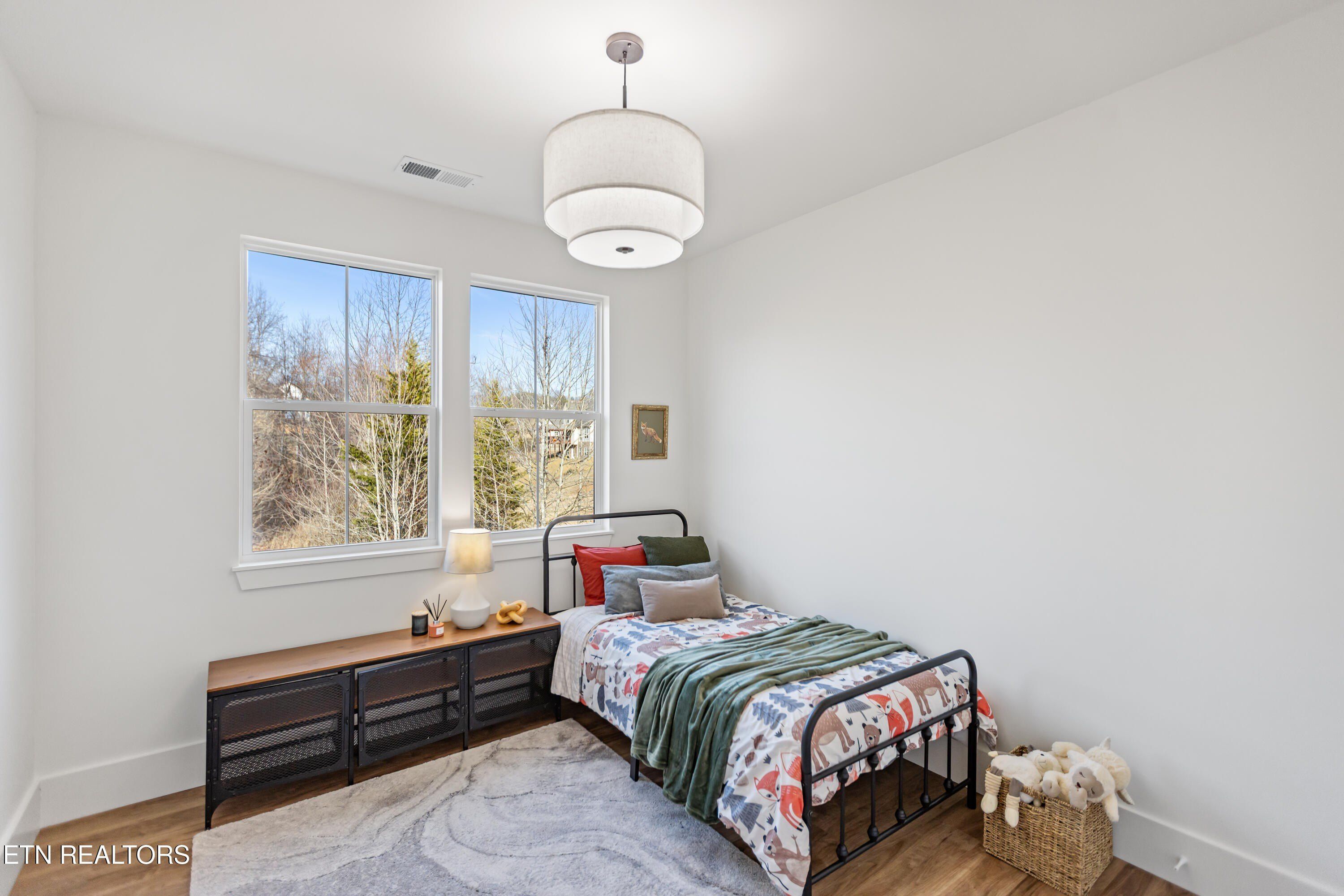 4433 Christine Lynnae St. Knoxville, TN 37938