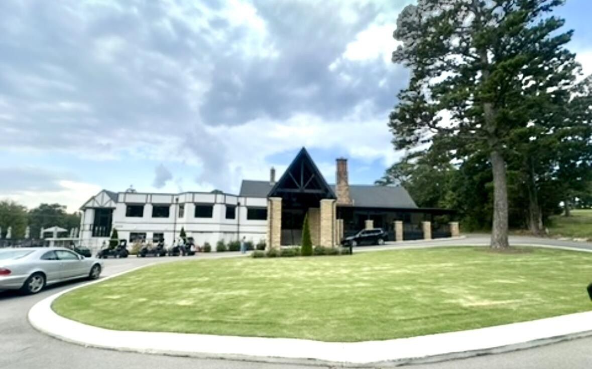 422 Timberlinks Drive. Signal Mountain, TN 37377