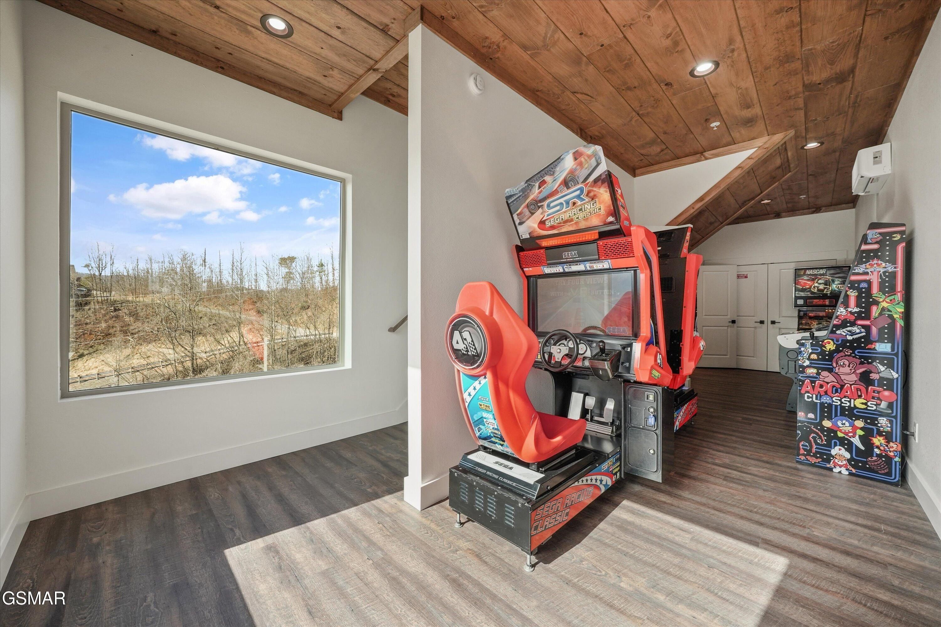 289 Laurel Oaks Way. Gatlinburg, TN 37738