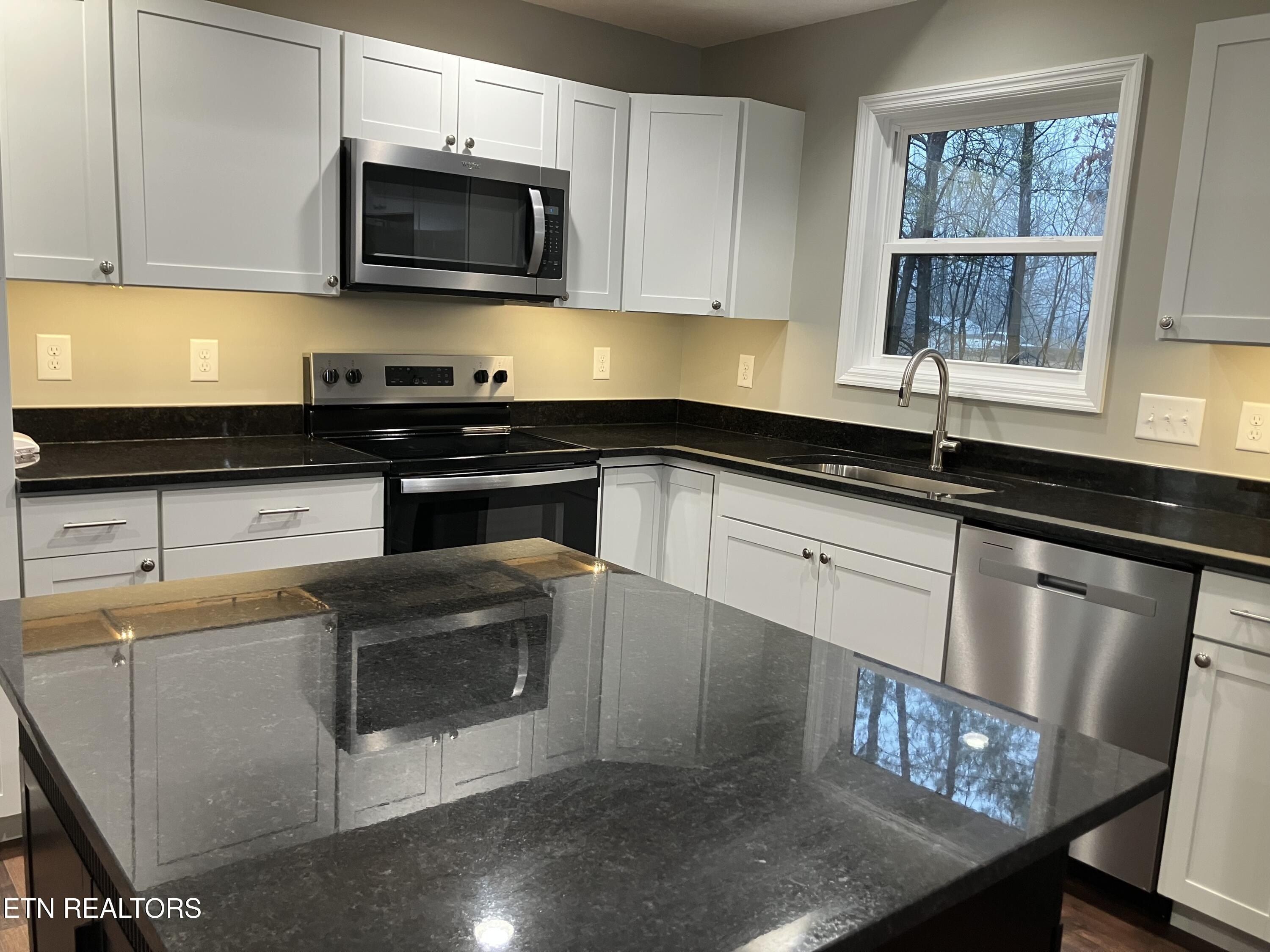 329 Timber Creek Rd. Maynardville, TN 37807