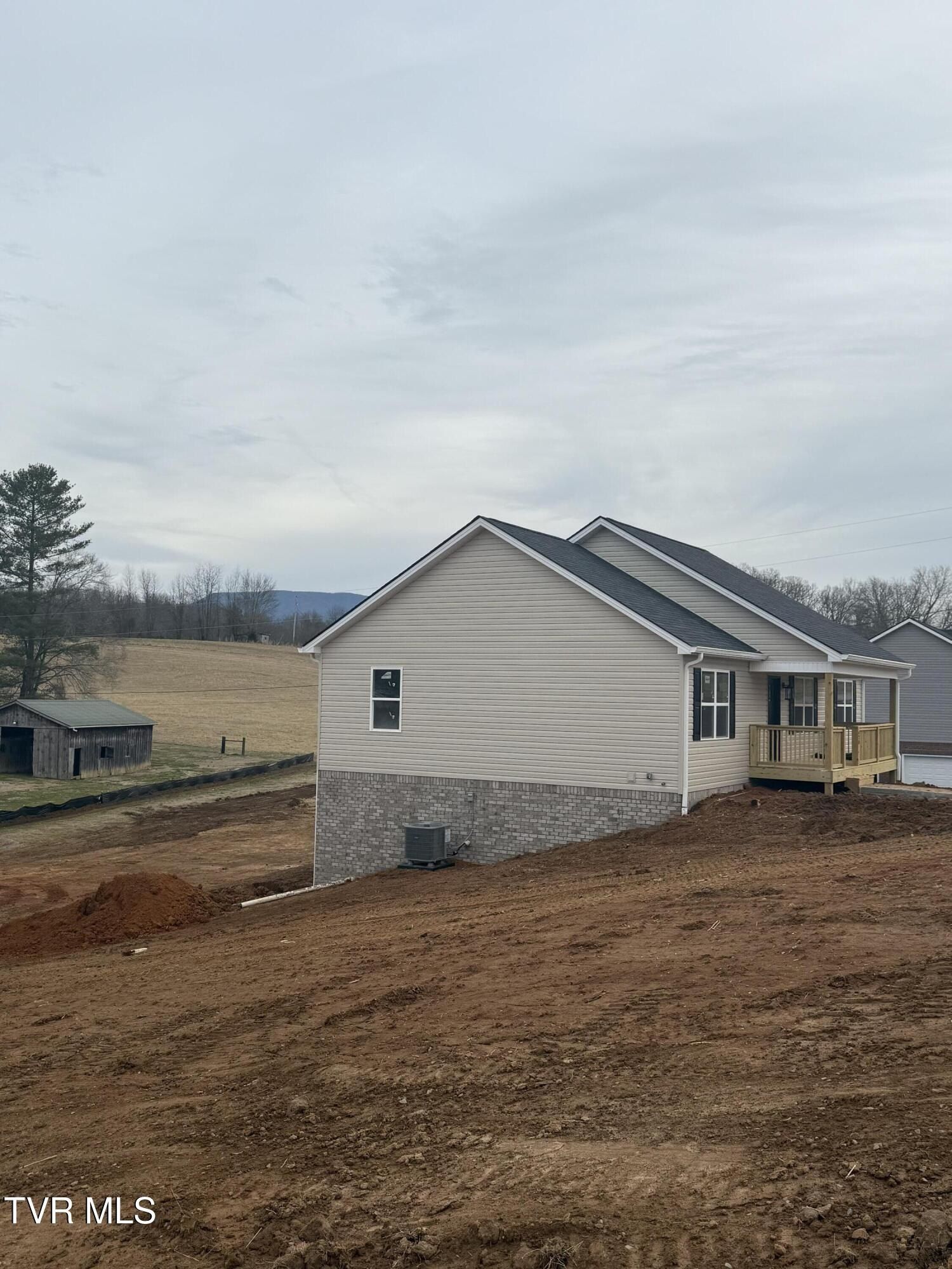 420 Barren Valley Road. Chuckey, TN 37641