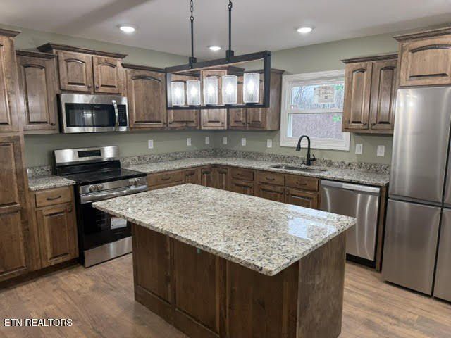 382 Bear Knob Lane. Crawford, TN 38554