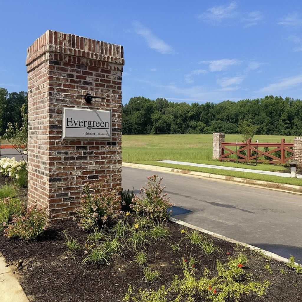 10145 Kaitlynn Rose. Lakeland, TN 38002