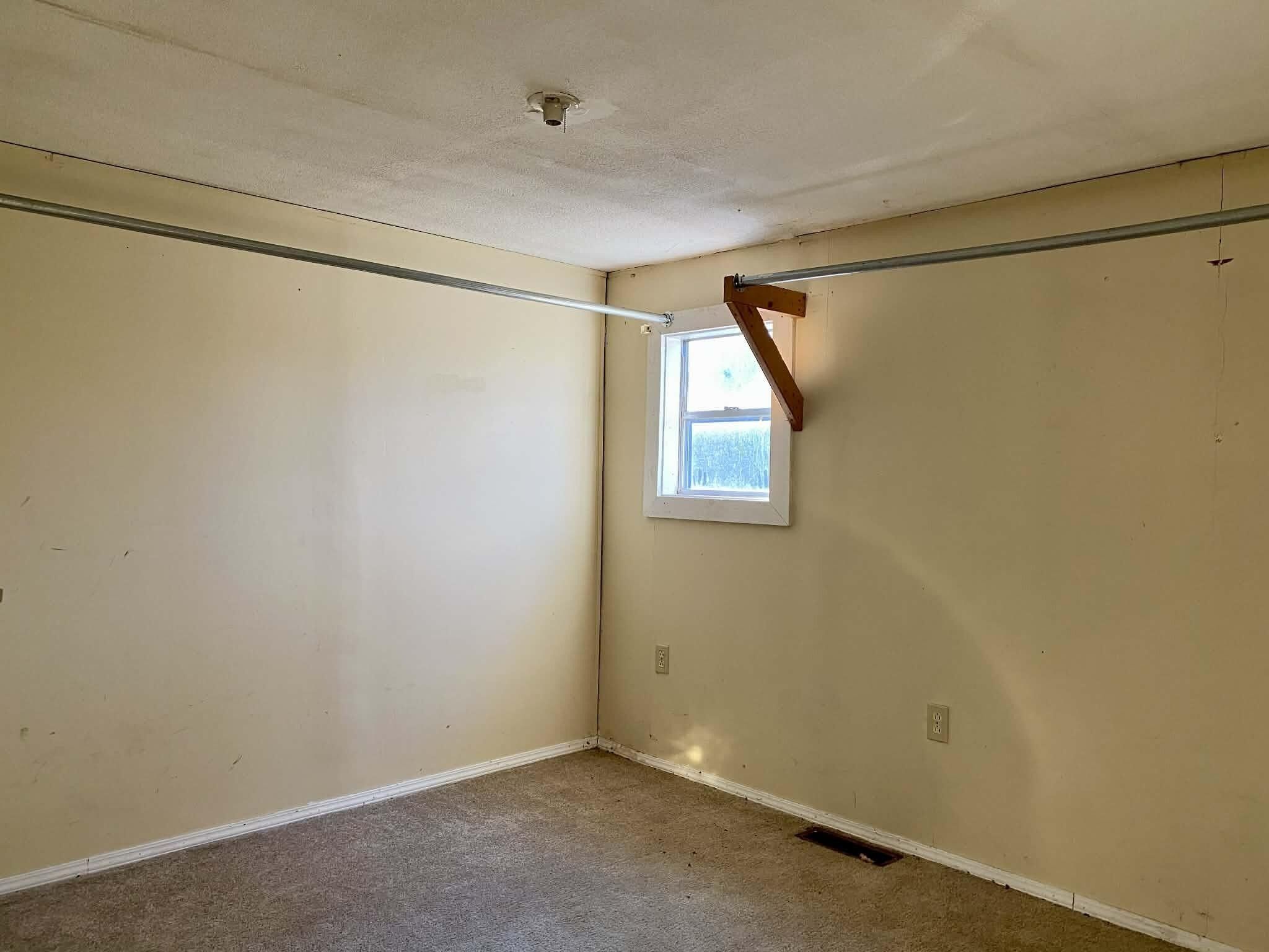 1241 Heatherbrook Way. Newport, TN 37821