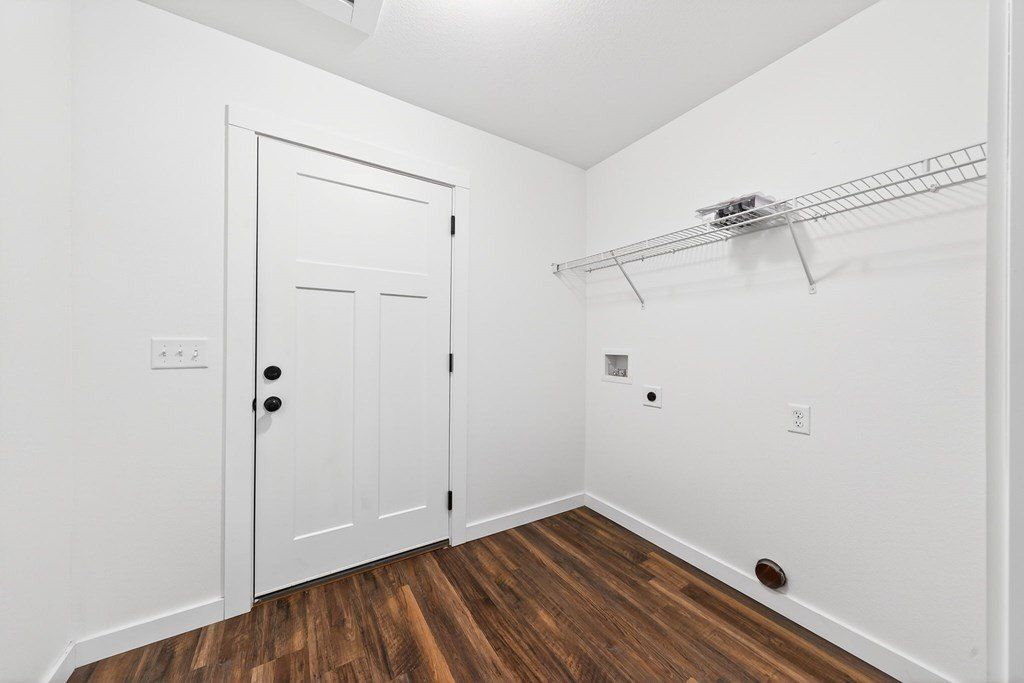 167 Sky View Meadow Drive. Crossville, TN 38555