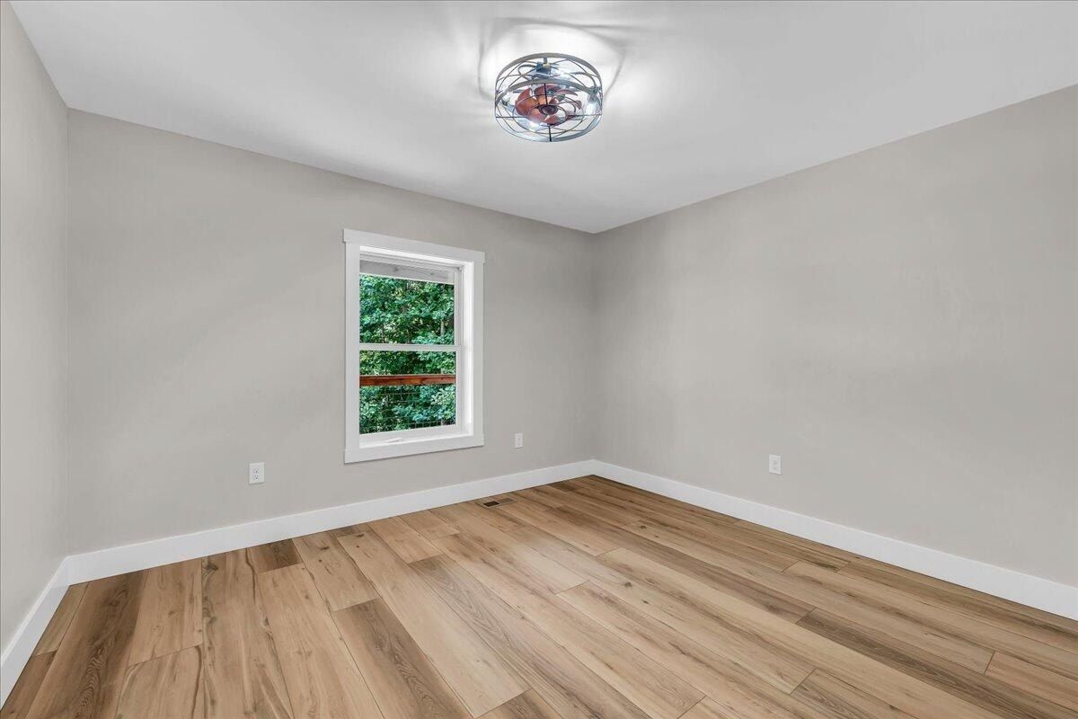 415 Thunder Ridge Drive. South Pittsburg, TN 37380