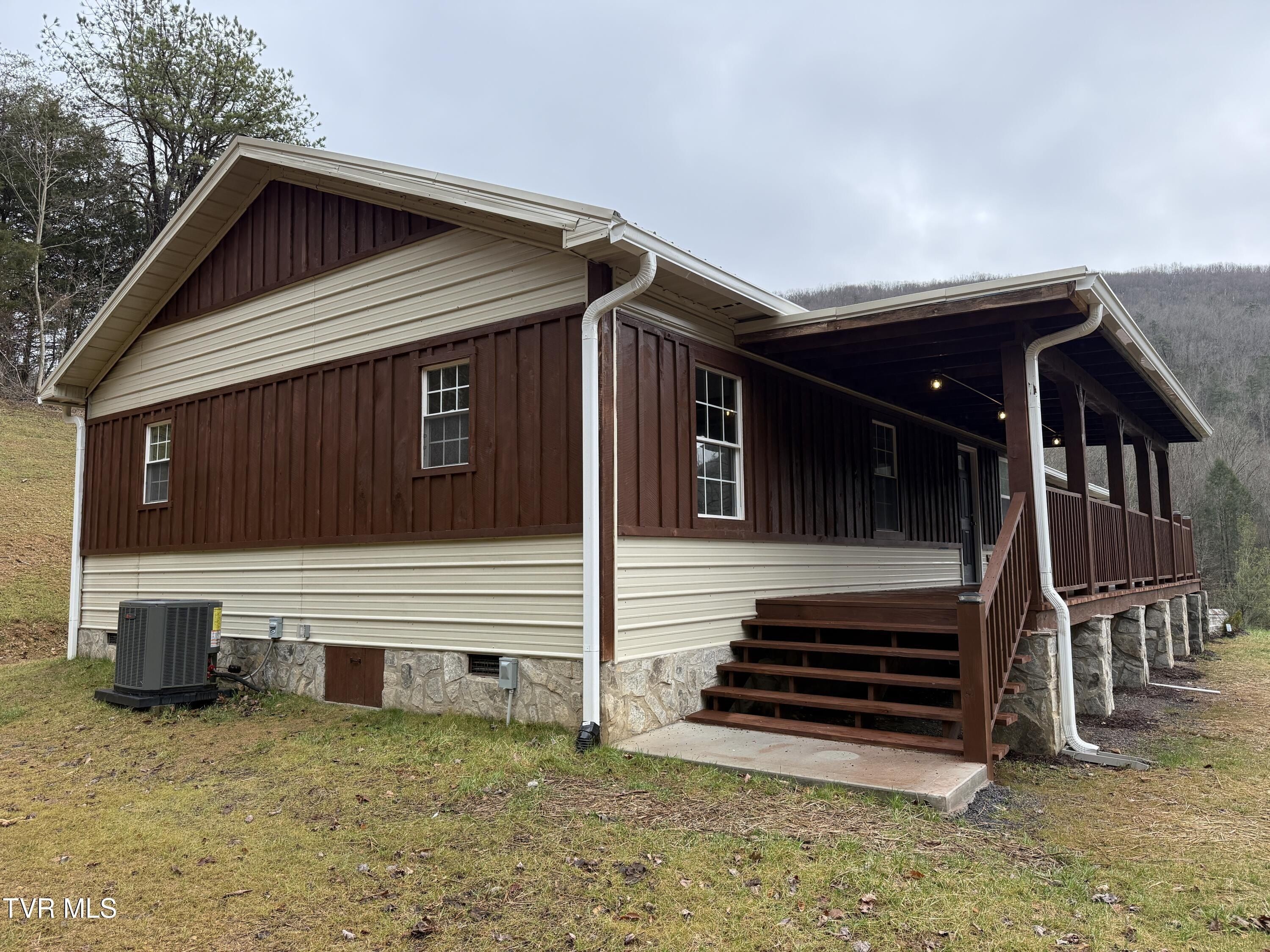 471 Early Branch Road. Rogersville, TN 37857