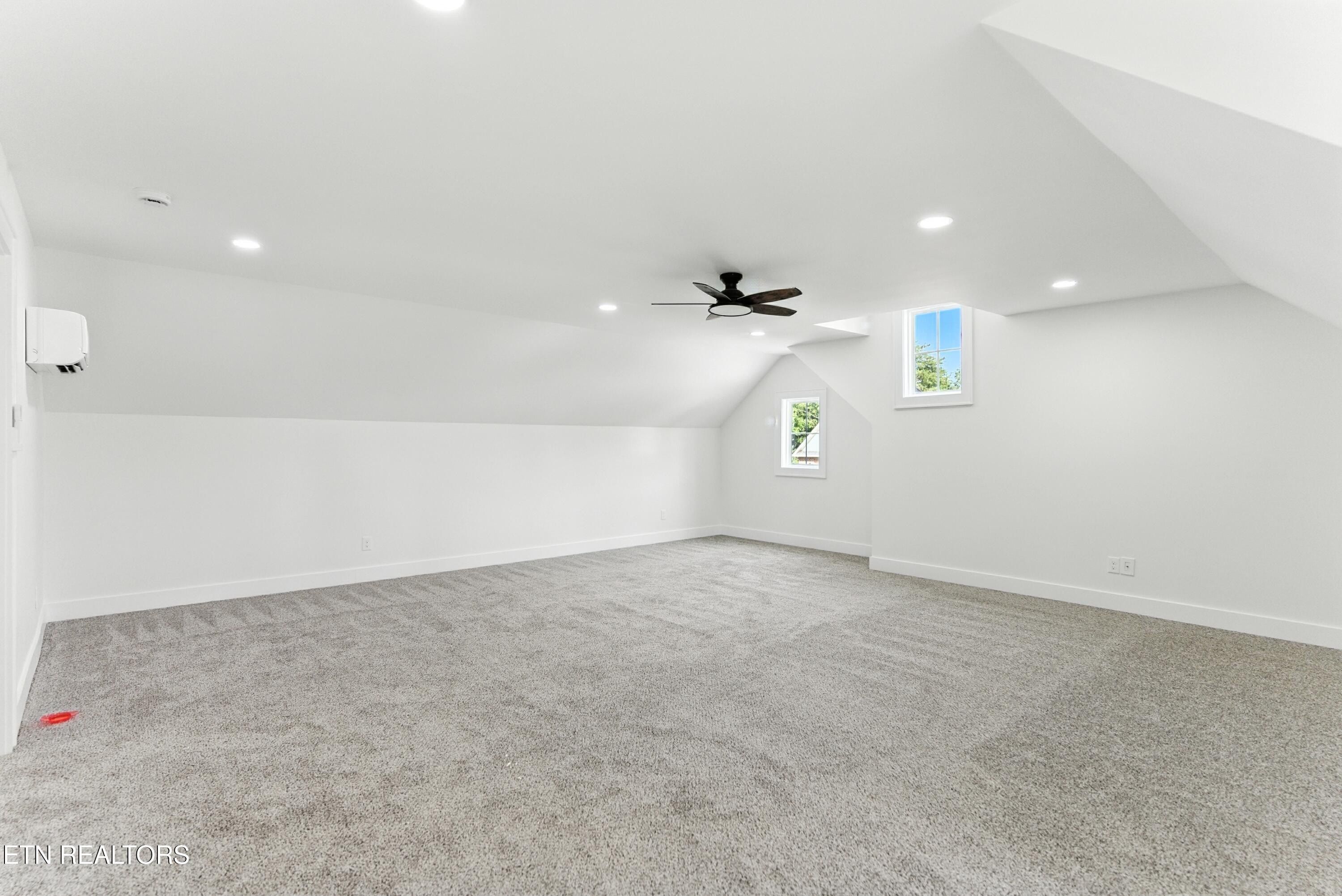 155 Elokwa Way. Loudon, TN 37774