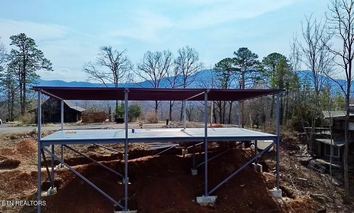 Vista Dr Lot 4. Gatlinburg, TN 37738
