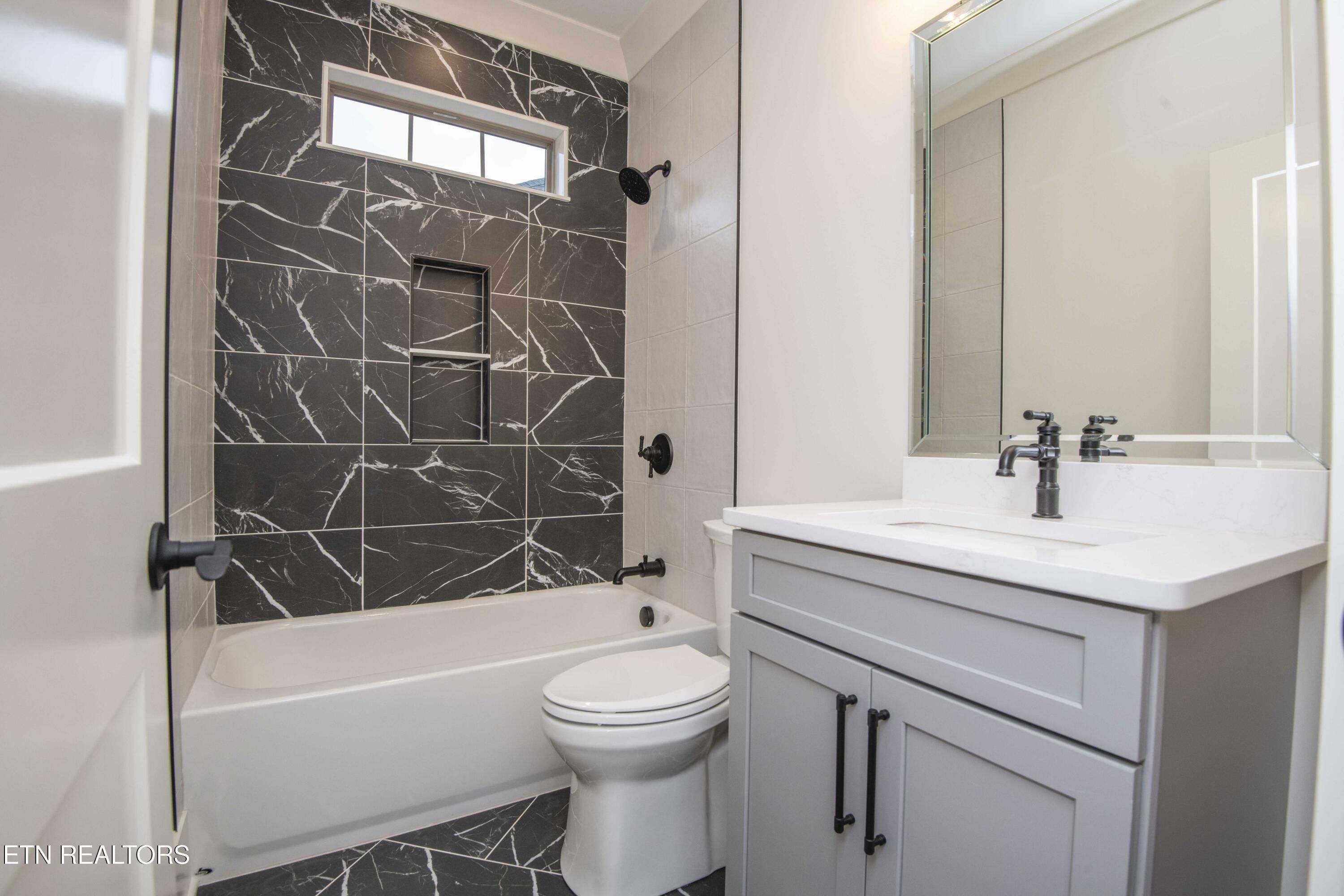 7733 Madgewood Lane. Knoxville, TN 37909