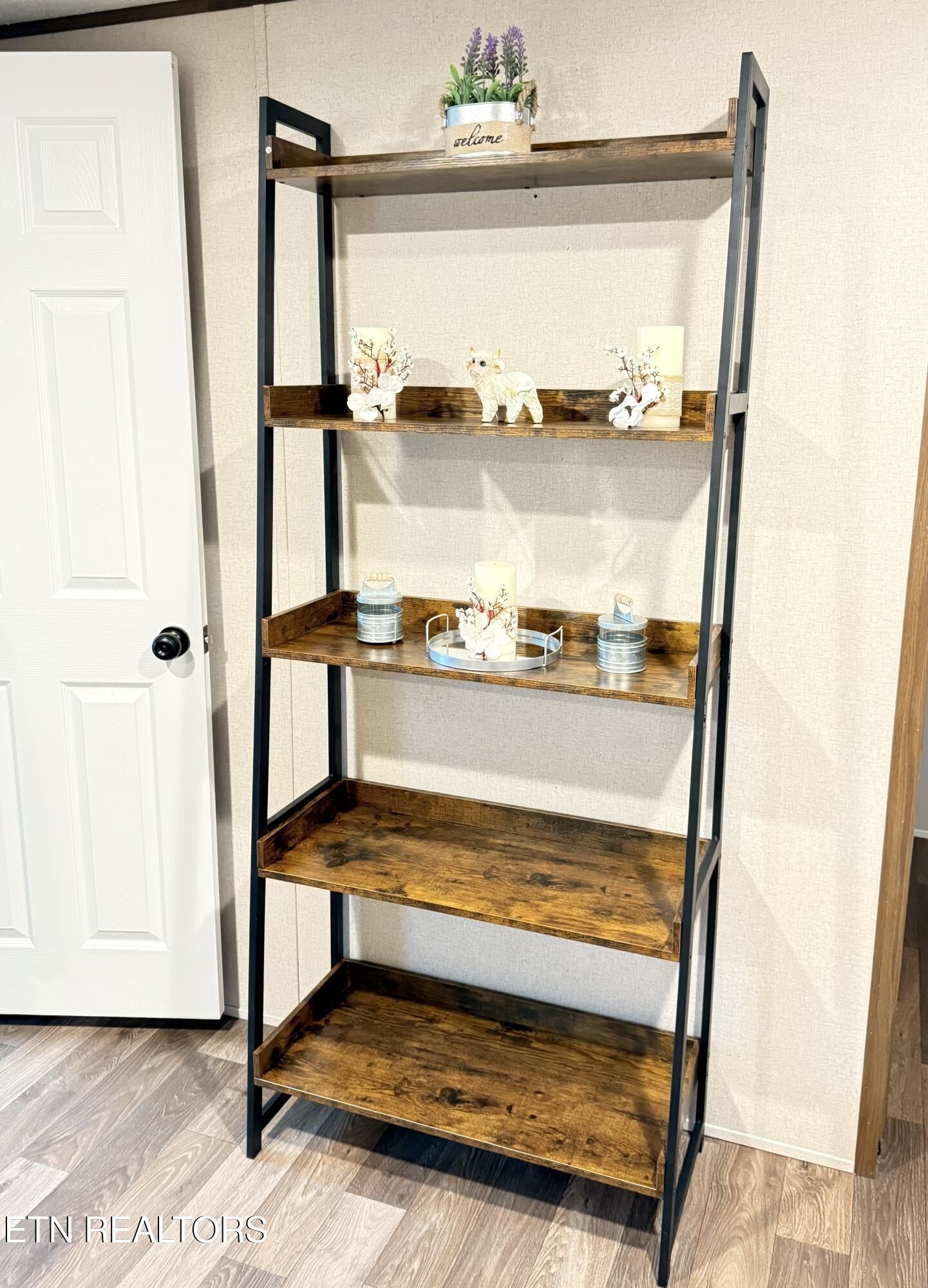 211 Clear Springs Rd. Harriman, TN 37748