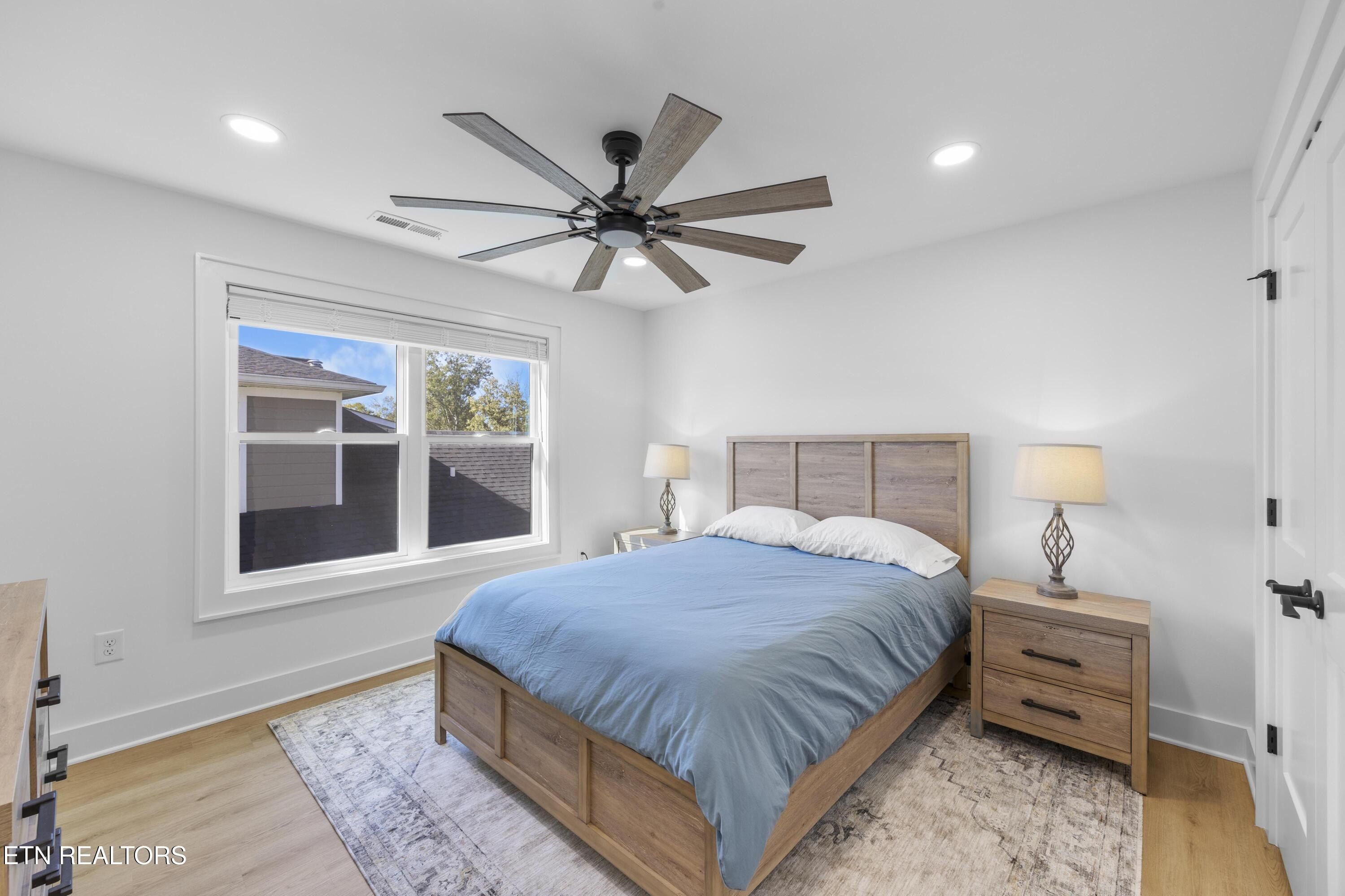 373 Ironwood Lane. Loudon, TN 37774