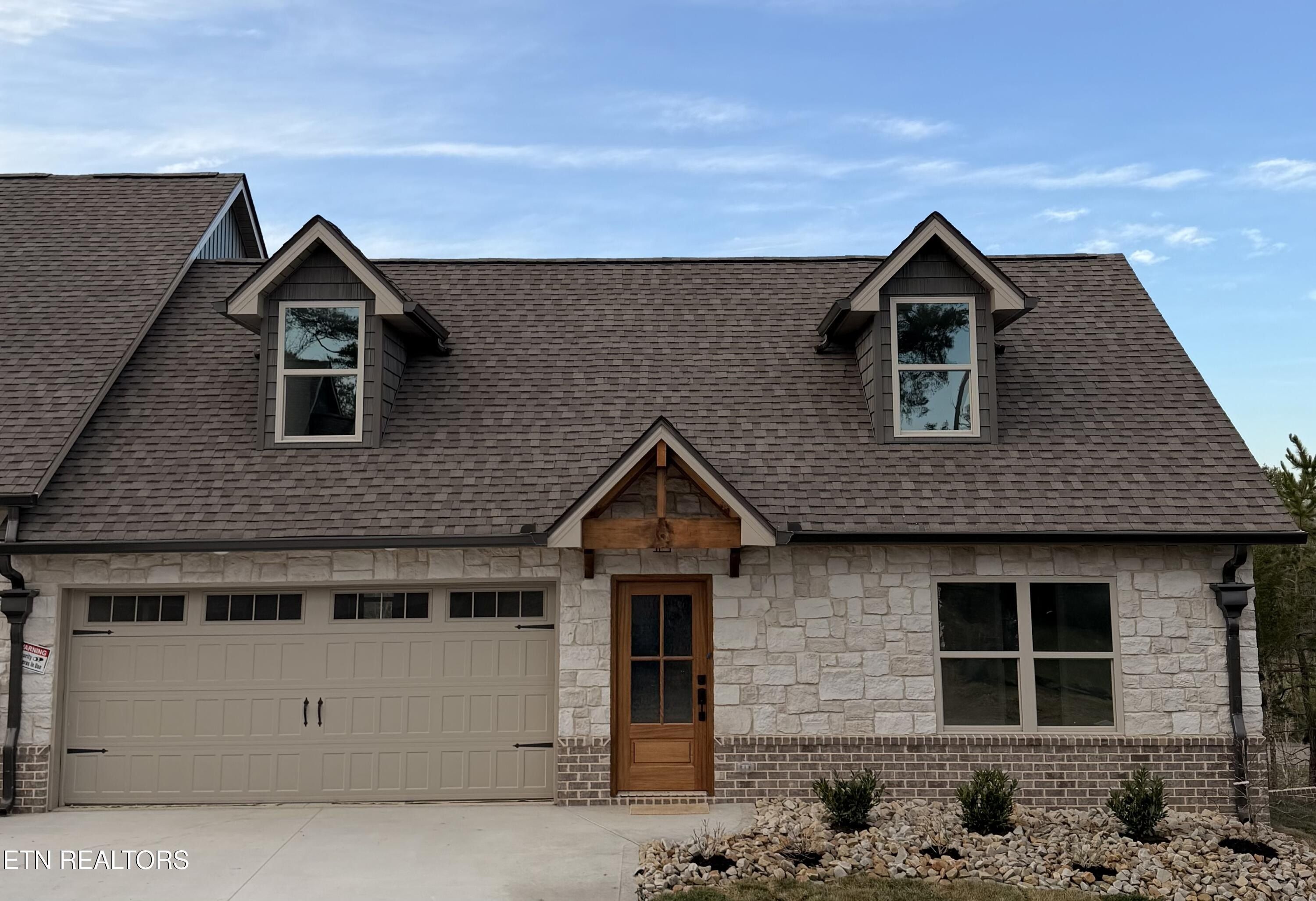 7553 Ridge Hollow Way. Knoxville, TN 37924