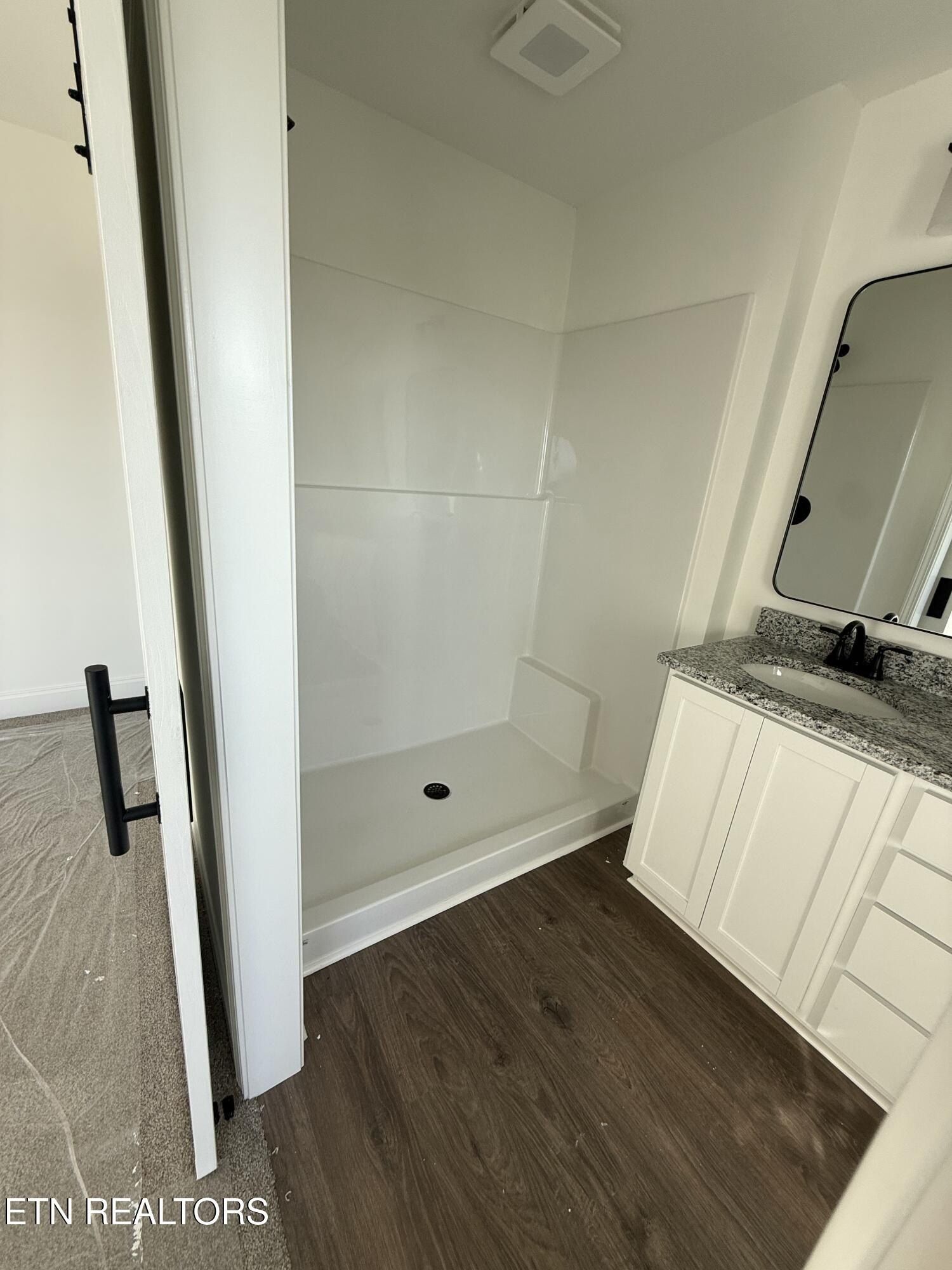 1723 Bennett Village Drive. Maryville, TN 37804