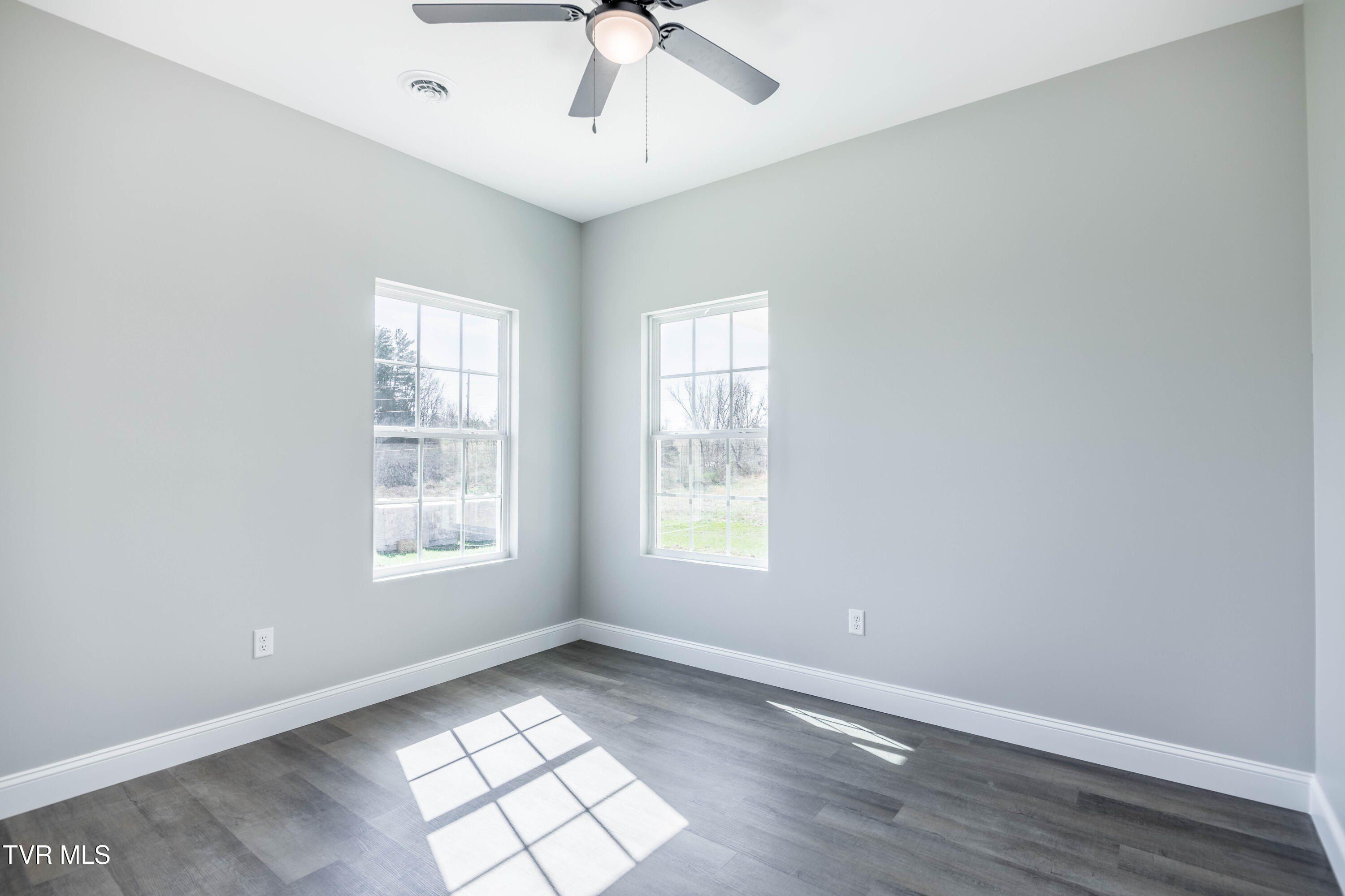 550 Gibson Loop. Afton, TN 37616