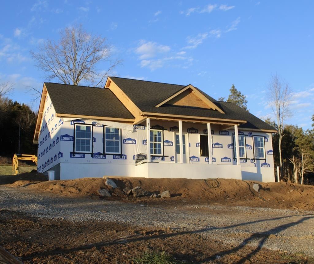 134 Alice Preston Loop Lot 15. Gordonsville, TN 38563
