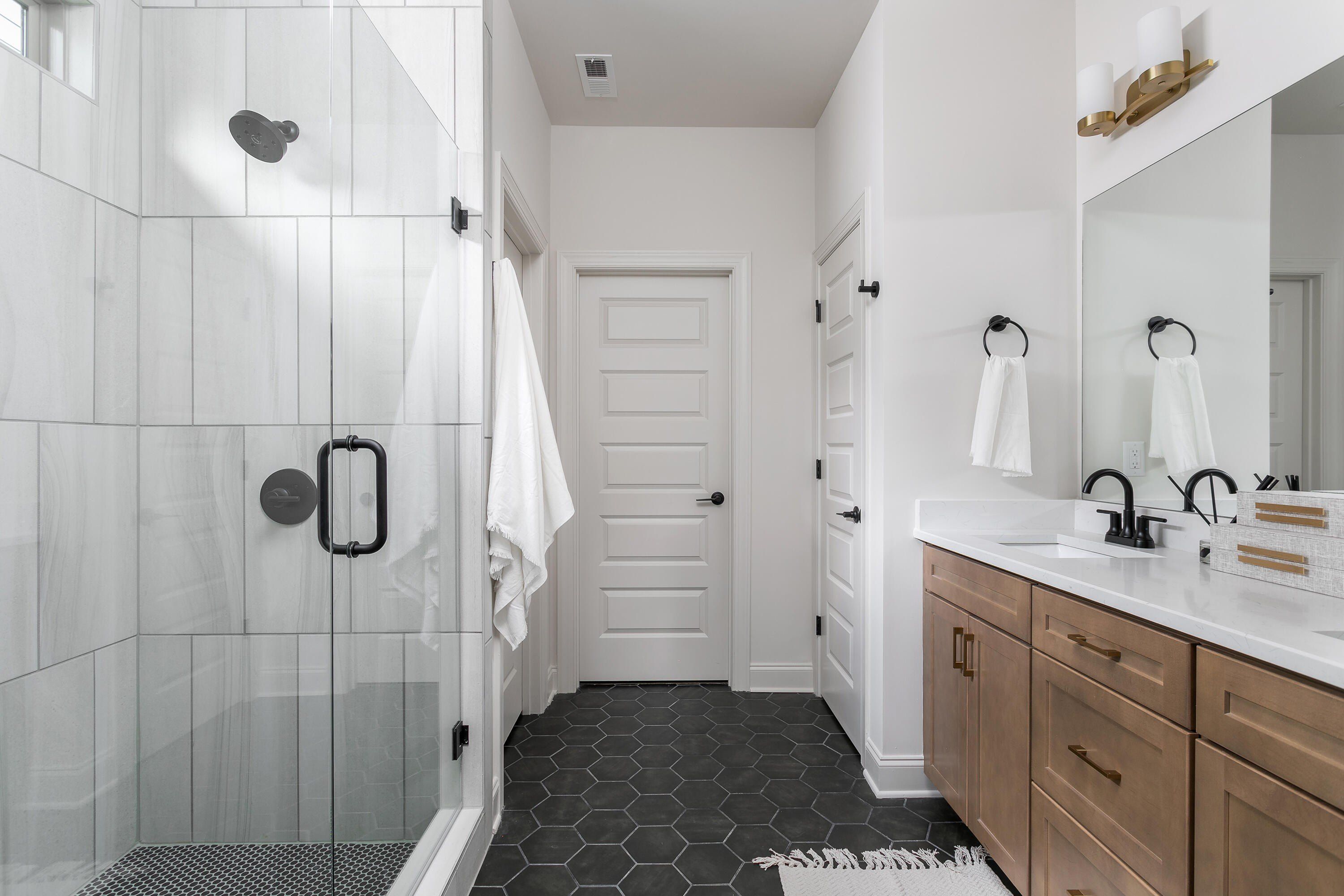 41 Snow Line Lane. Ooltewah, TN 37363