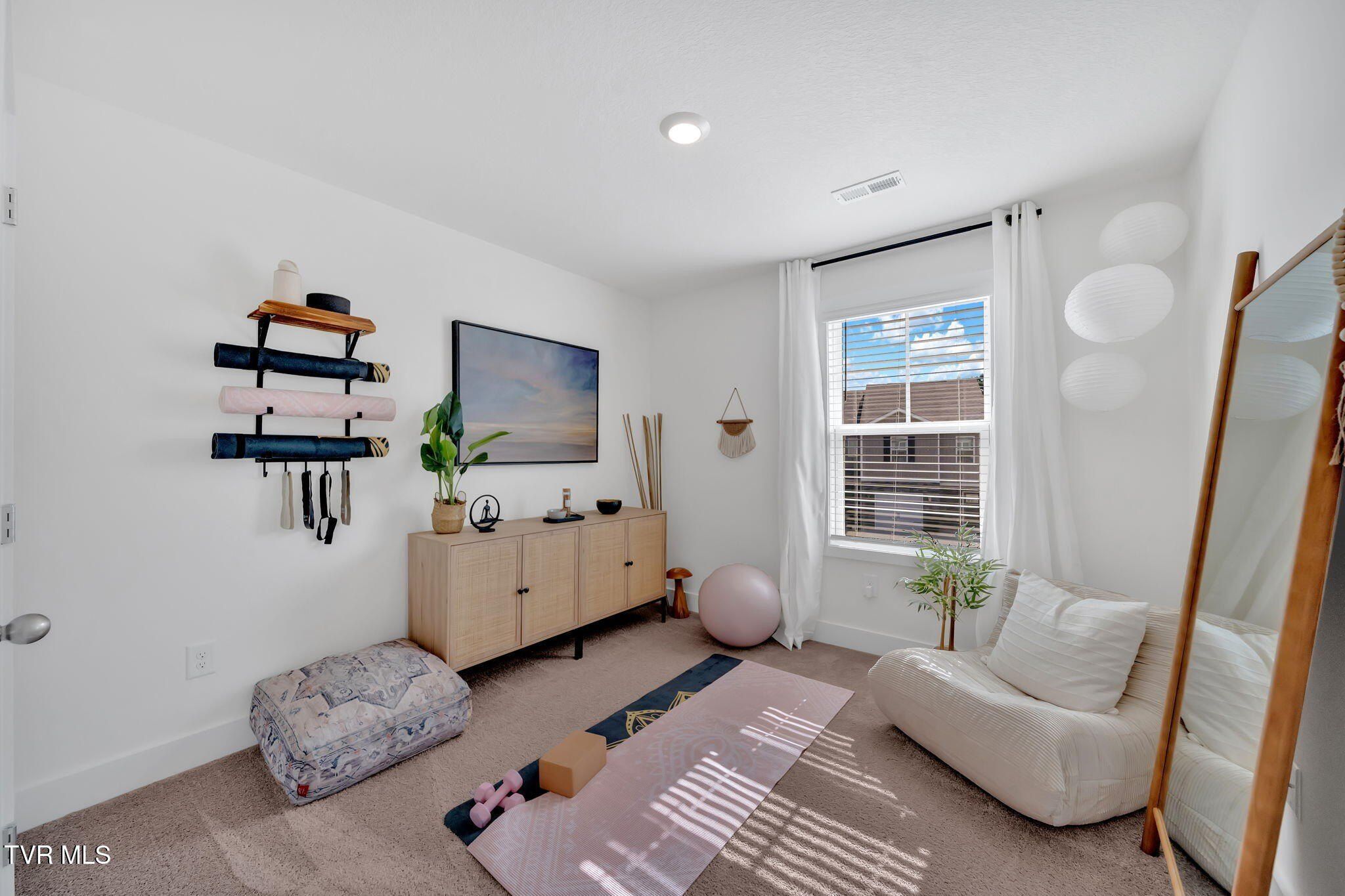 160 Holt Way. Blountville, TN 37617