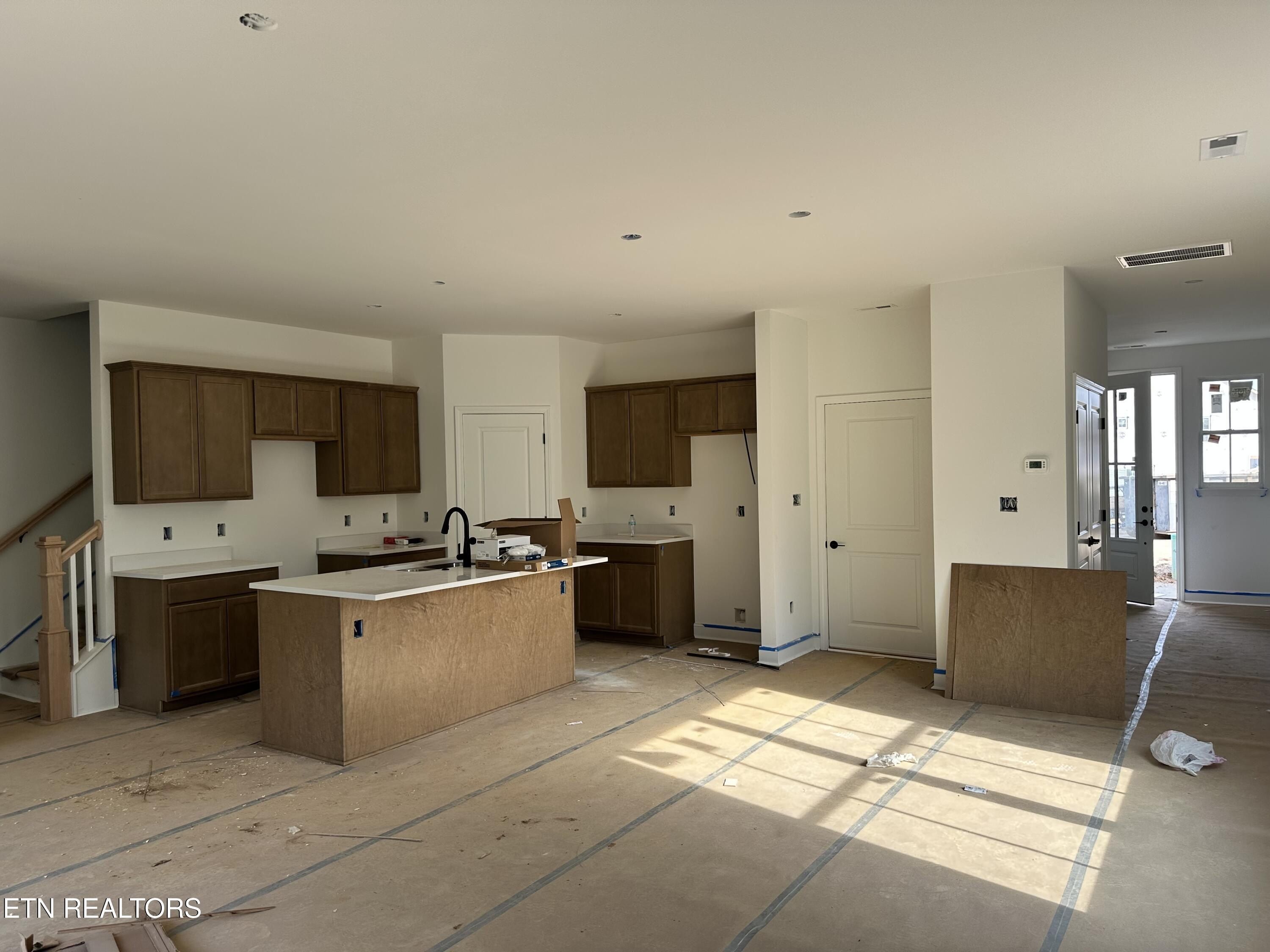 1701 Lateglow Way. Knoxville, TN 37931