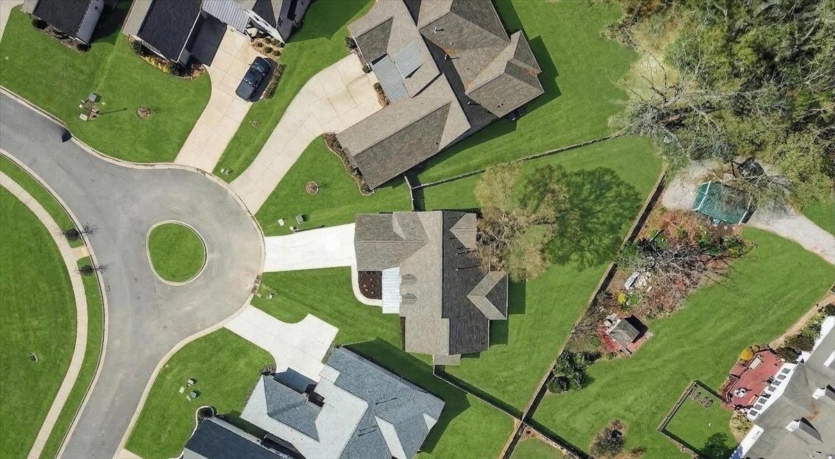 265 Nebhut. Rossville, TN 38066