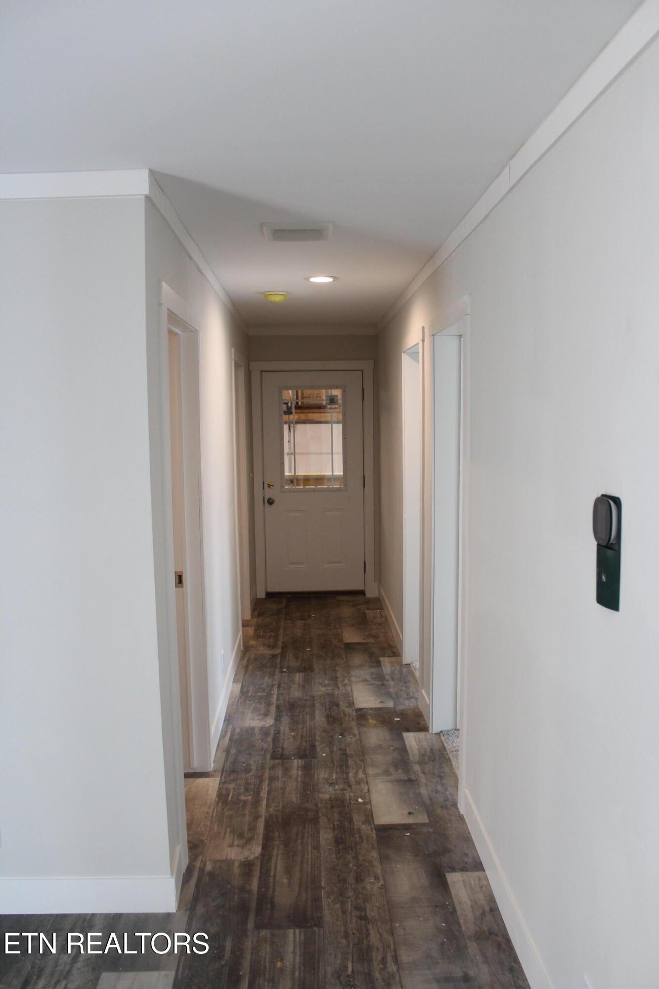 60 Longview Lane. Jamestown, TN 38556