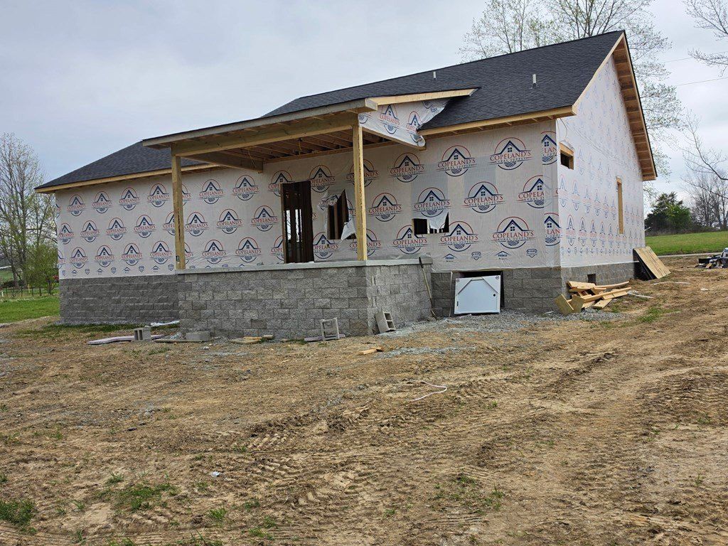 131 Oakley Estates Road. Allons, TN 38541