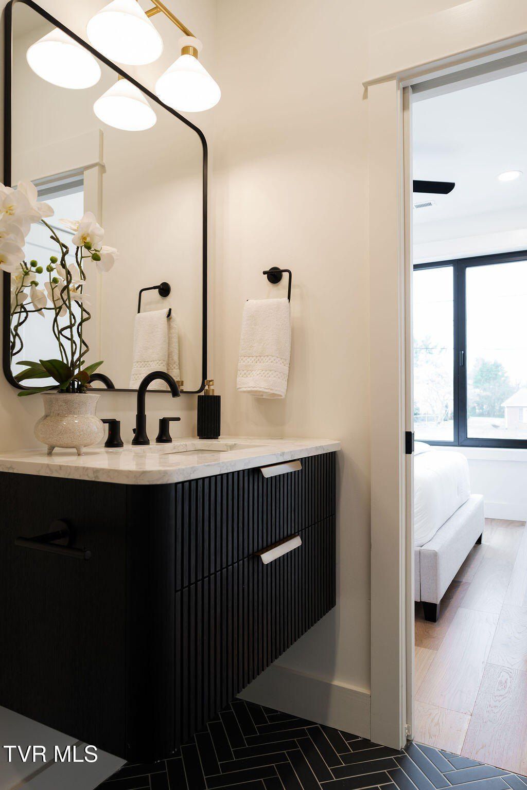 1533 Pactolas Road Unit 106. Johnson City, TN 37604