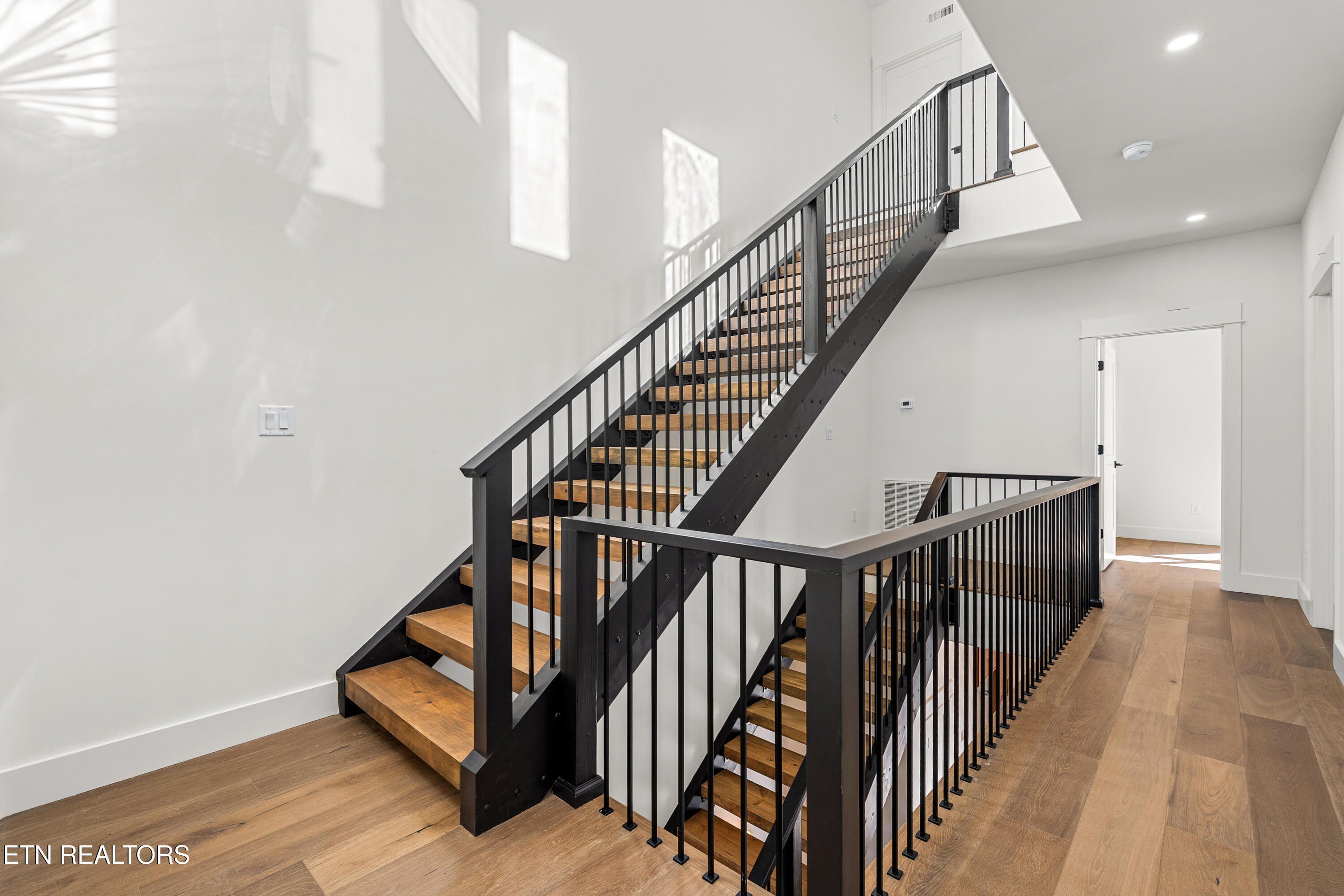 3978 Midland Ave. Knoxville, TN 37919