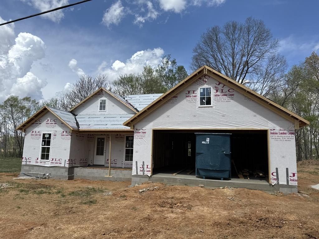 25 Kencindot St. McKenzie, TN 38201