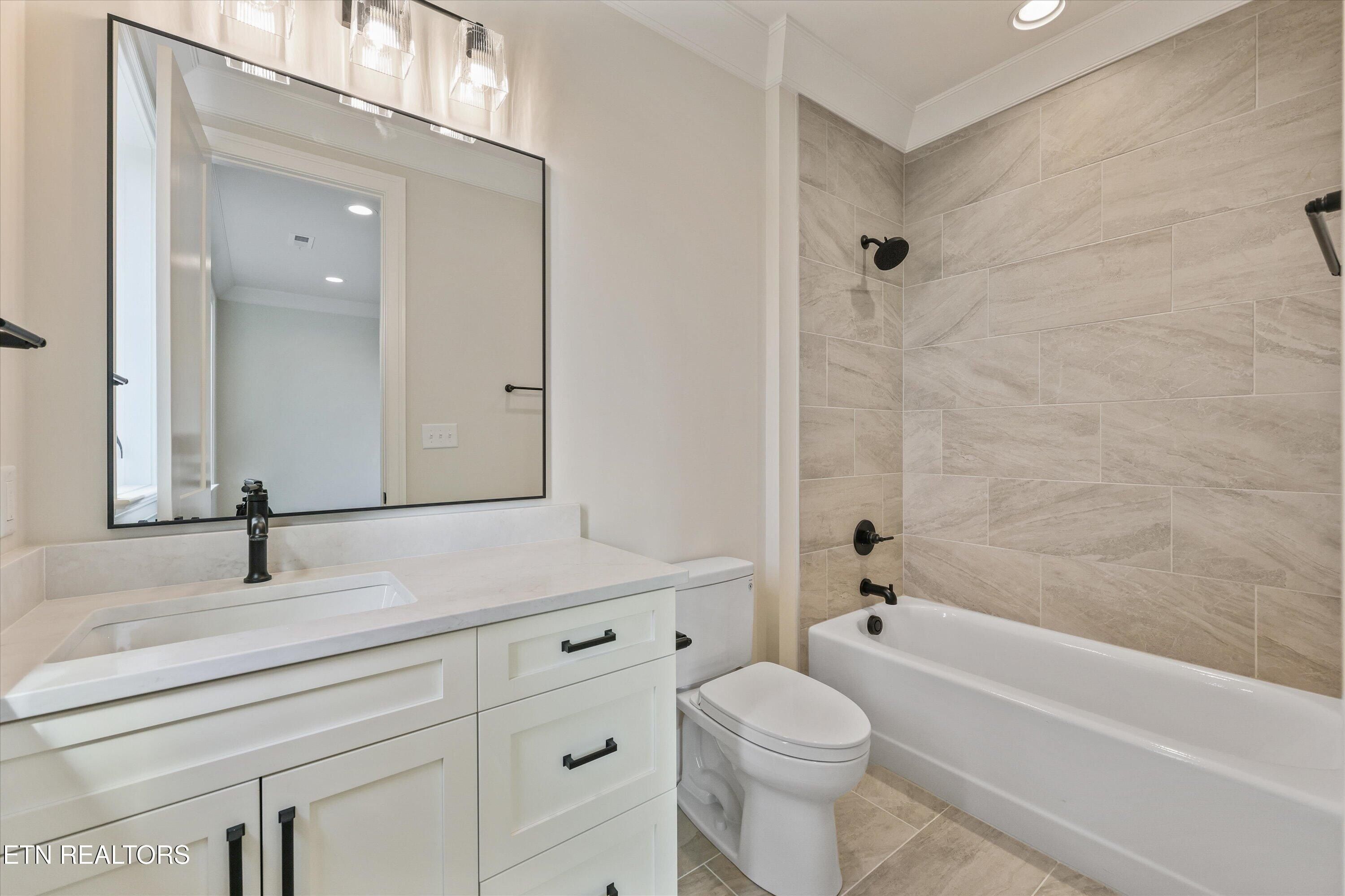 Edge Water Way Lot 27. Louisville, TN 37777