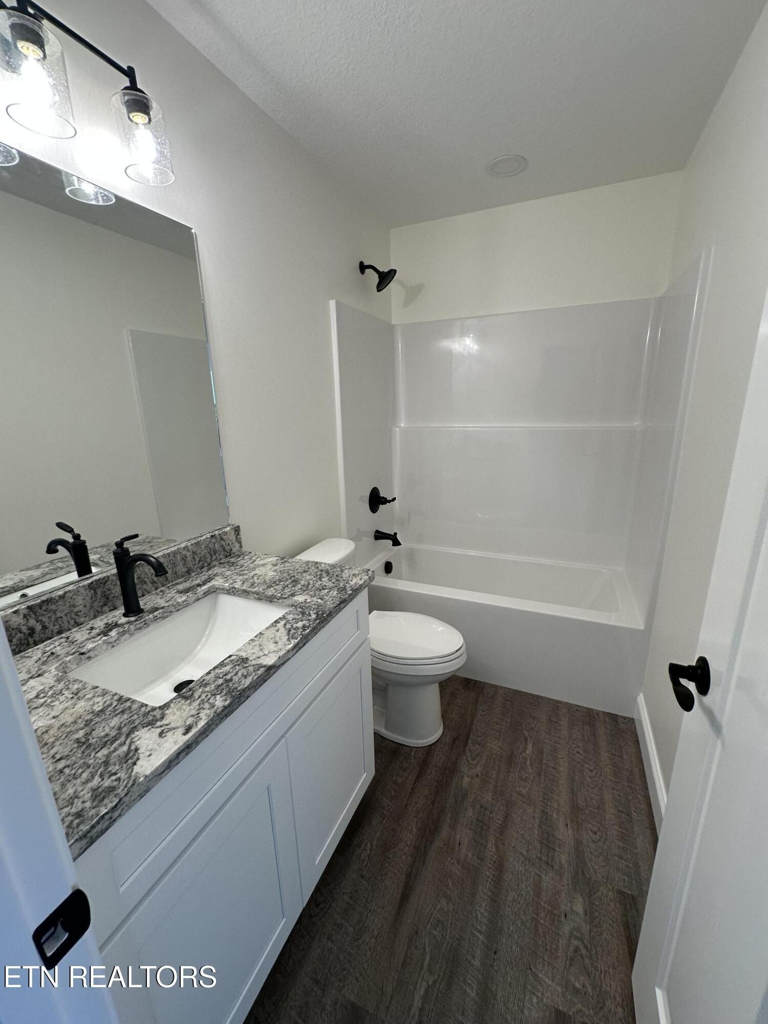 6910 Simmental Road. Knoxville, TN 37918