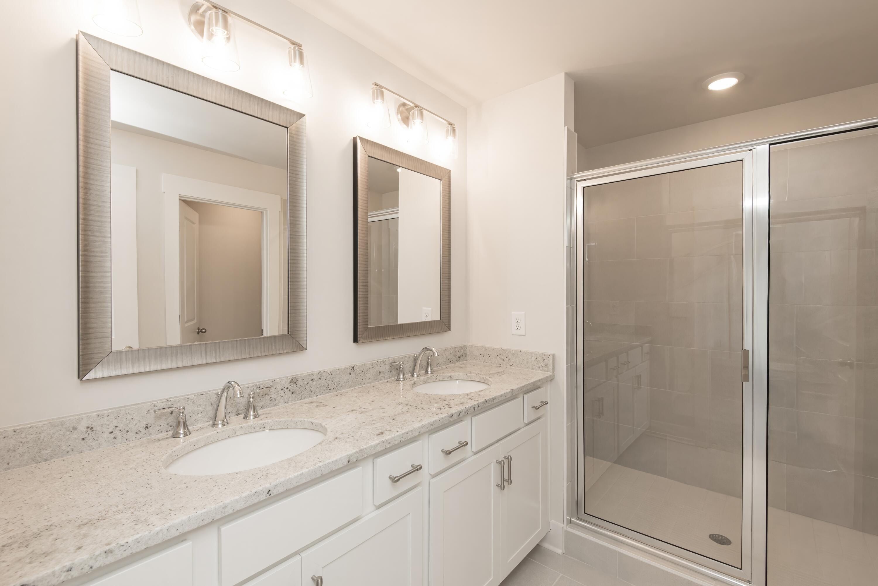 9291 Alban Chase Drive. Ooltewah, TN 37363