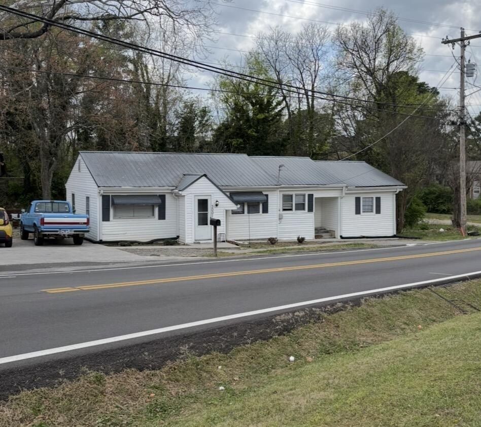 3001 Henderson Avenue Nw. Cleveland, TN 37312