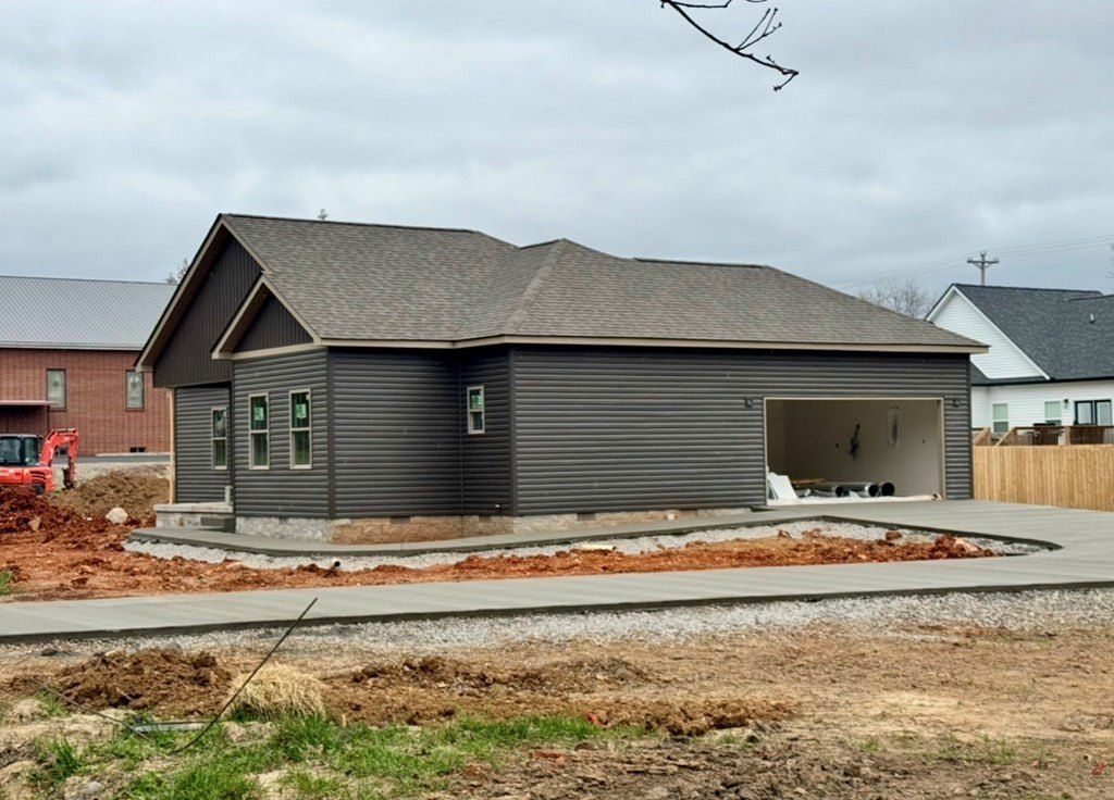 1960 Denton Ave. Cookeville, TN 38501